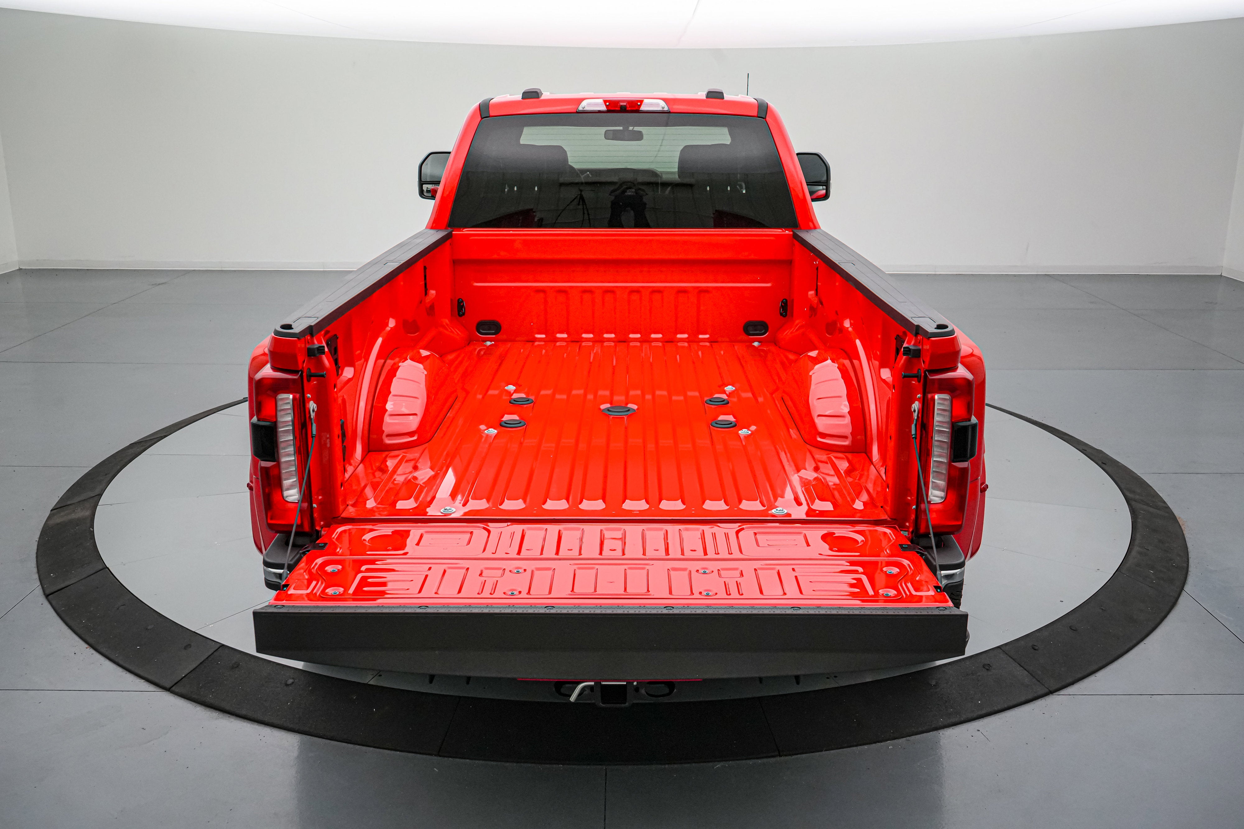 2026 Ford Super Duty F-350 DRW LARIAT