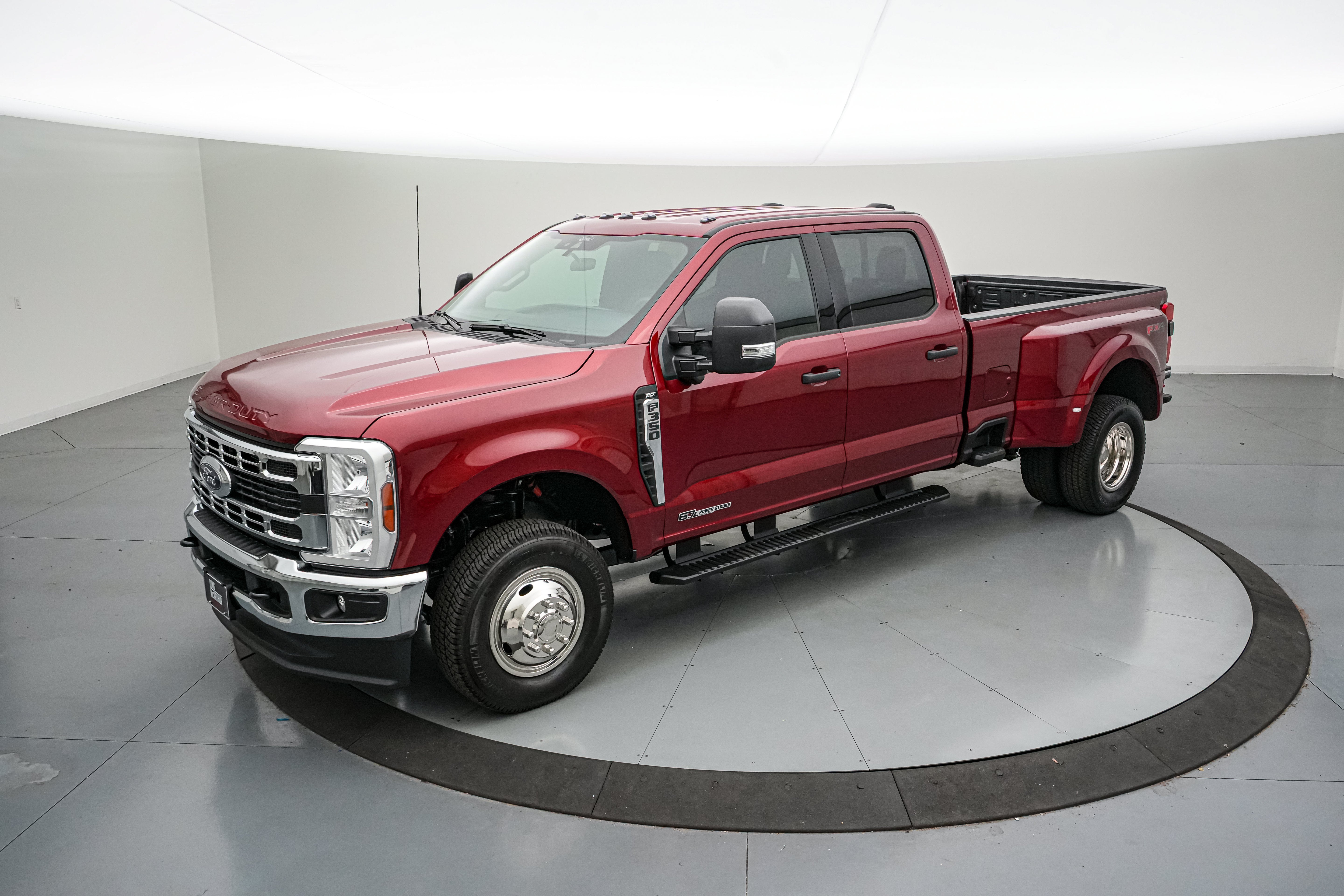 2026 Ford Super Duty F-350 DRW XLT Special Edition