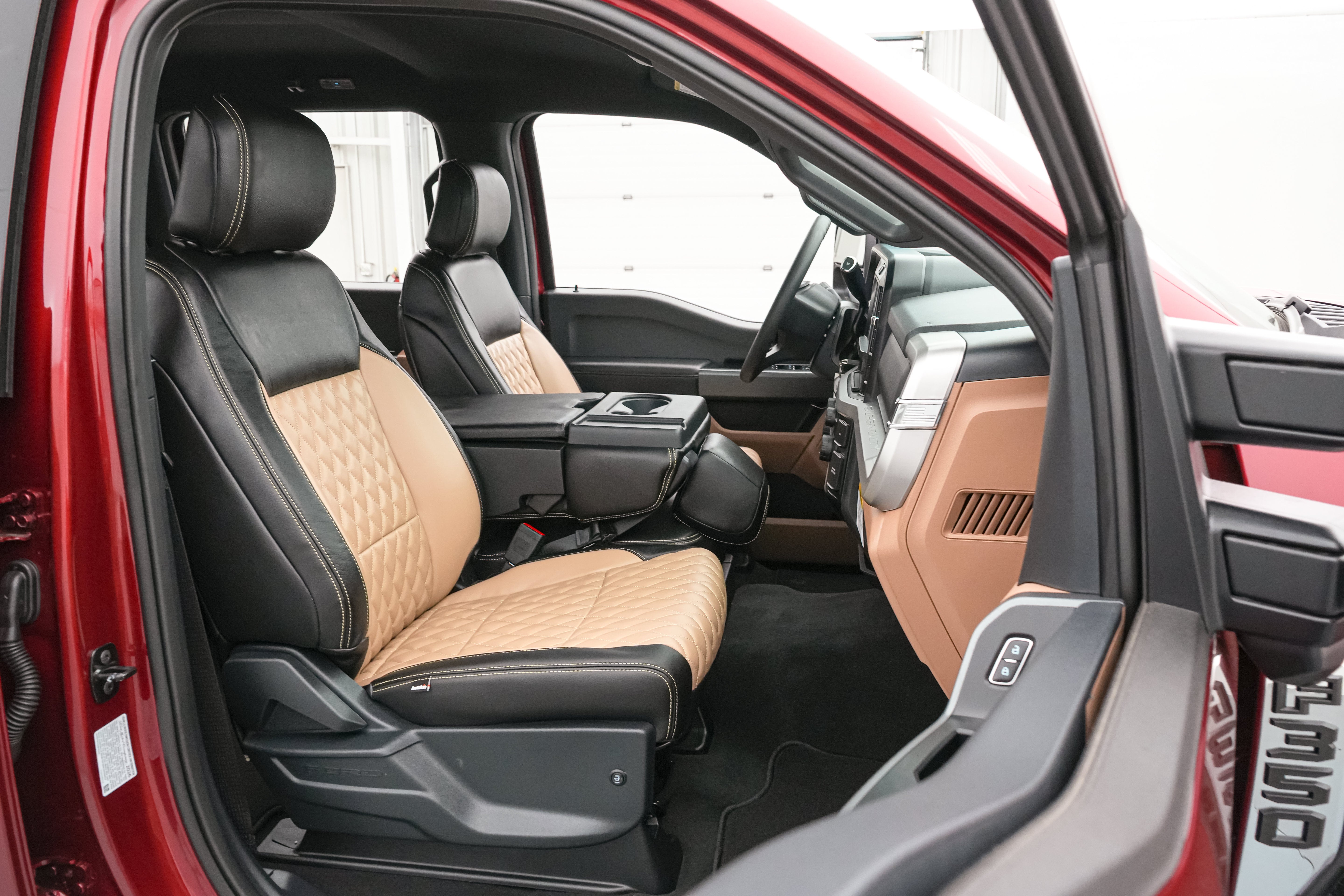 2026 Ford Super Duty F-350 DRW XLT Special Edition