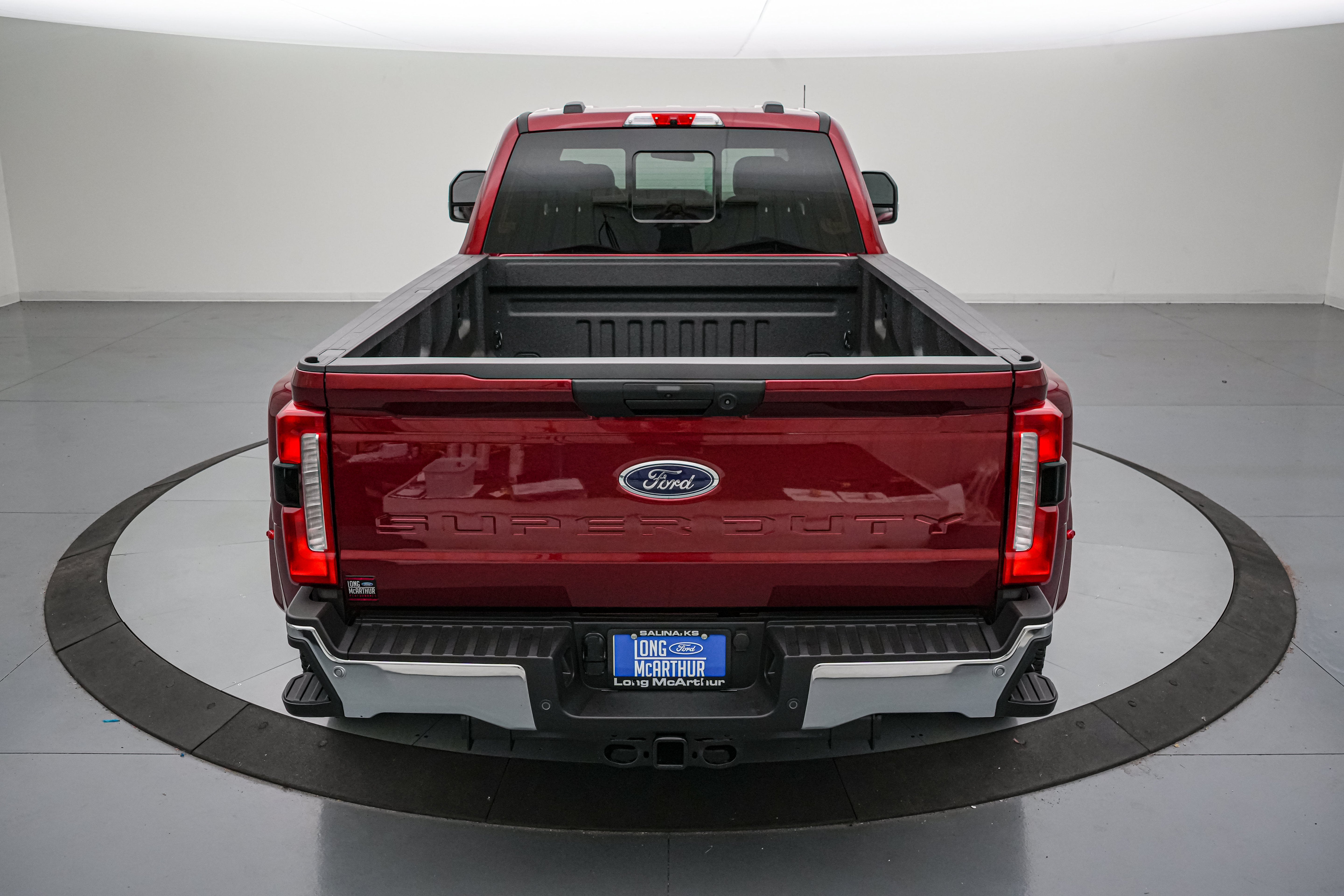2026 Ford Super Duty F-350 DRW XLT Special Edition