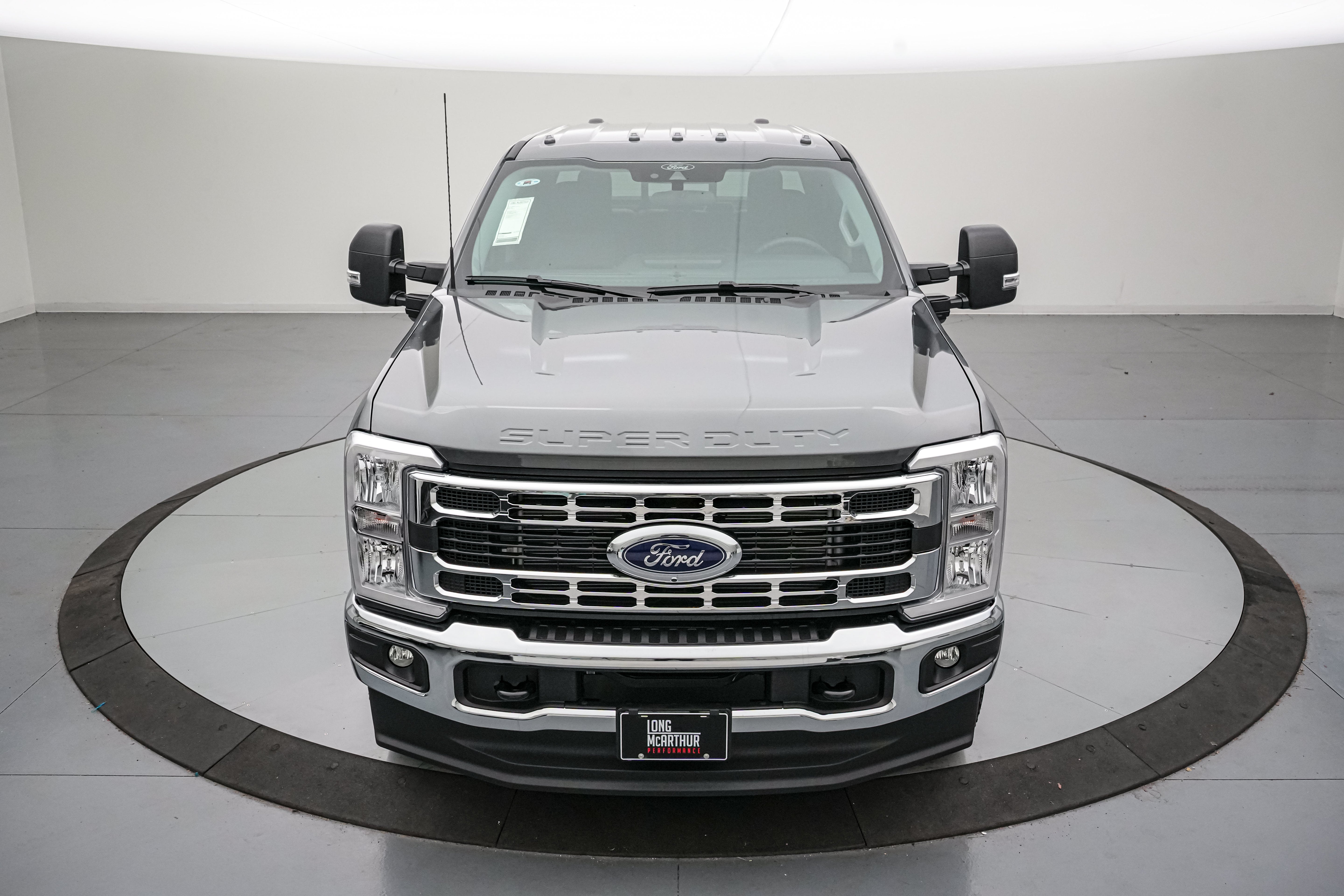2026 Ford Super Duty F-350 DRW XLT Special Edition