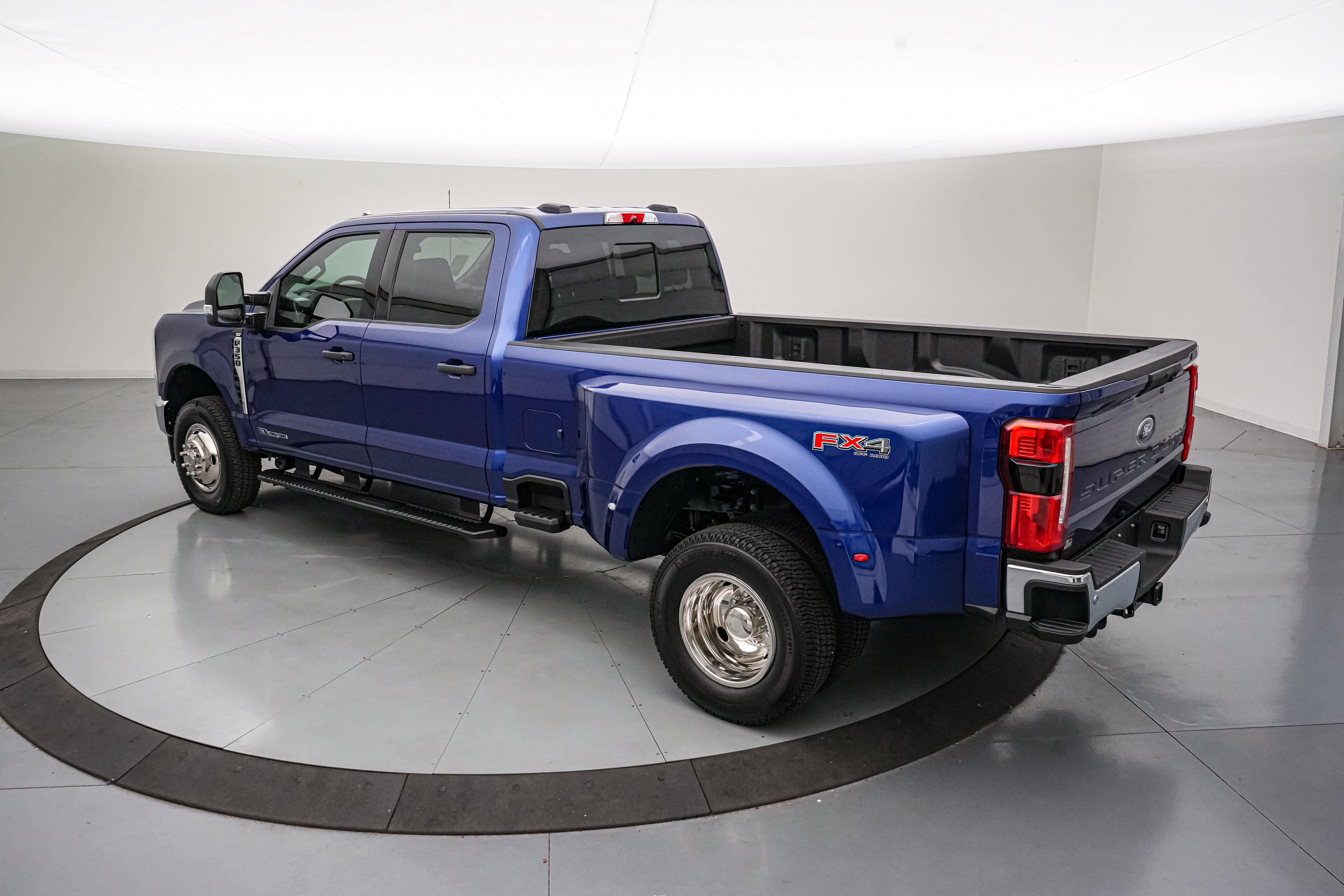 2026 Ford Super Duty F-350 DRW XLT Special Edition
