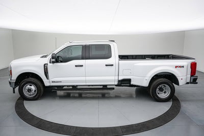 2026 Ford Super Duty F-350 DRW XLT