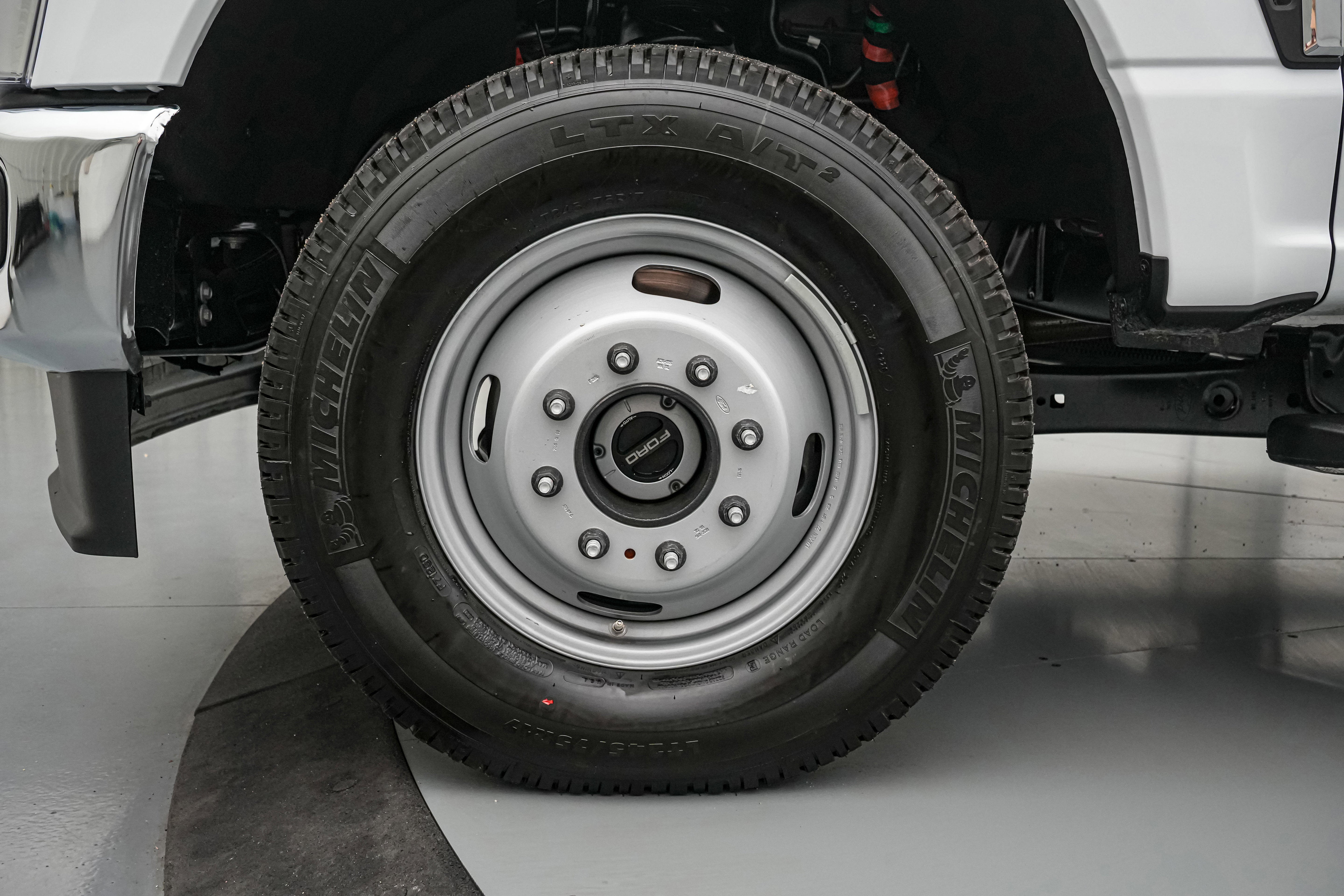 2026 Ford Super Duty F-350 DRW XLT