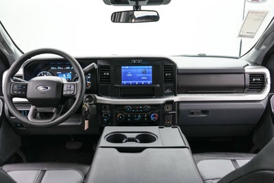 2026 Ford Super Duty F-350 DRW XLT