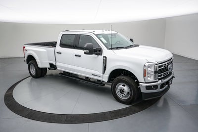 2026 Ford Super Duty F-350 DRW XLT