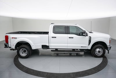 2026 Ford Super Duty F-350 DRW XLT