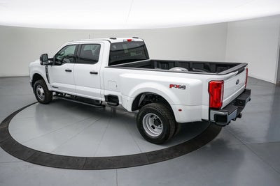 2026 Ford Super Duty F-350 DRW XLT