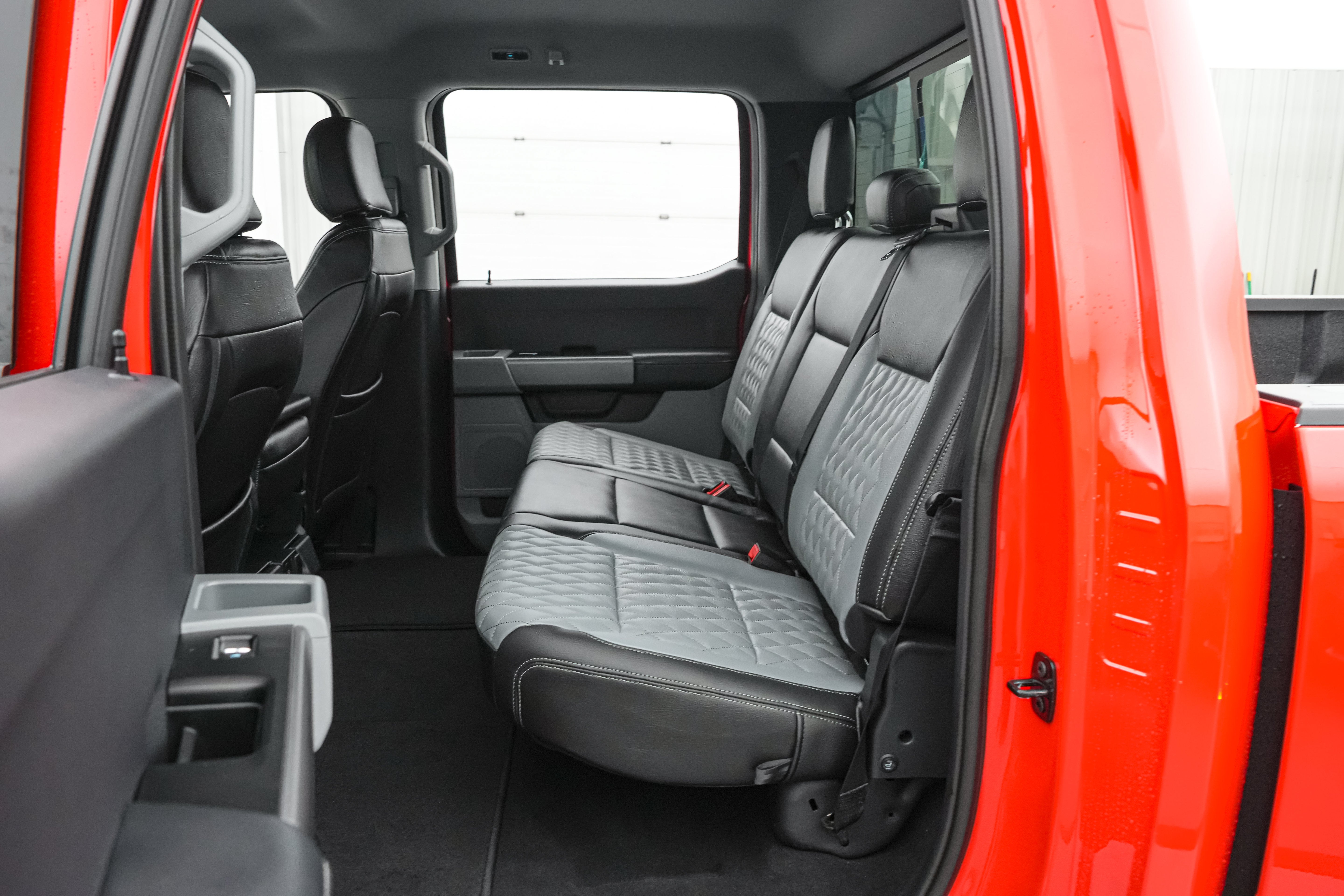 2026 Ford Super Duty F-350 DRW XLT Special Edition