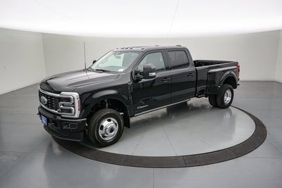 2026 Ford Super Duty F-350 DRW Platinum