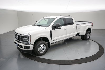 2026 Ford Super Duty F-350 DRW Platinum