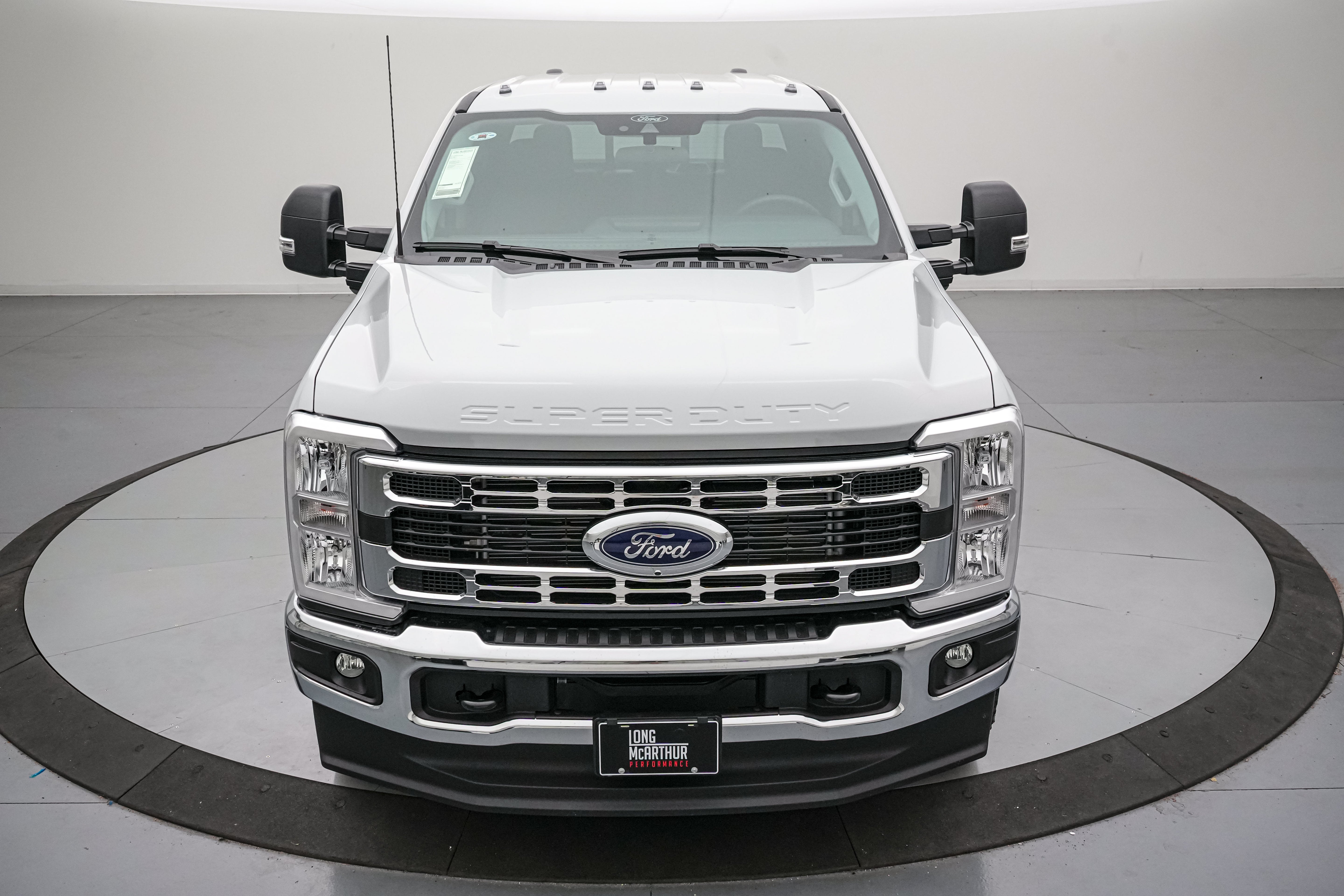 2026 Ford Super Duty F-350 DRW XLT Special Edition