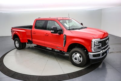 2026 Ford Super Duty F-350 DRW LARIAT