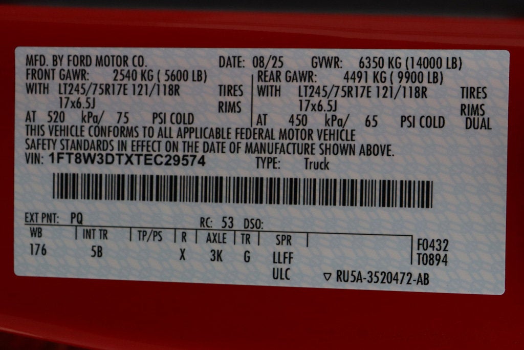 2026 Ford Super Duty F-350 DRW LARIAT