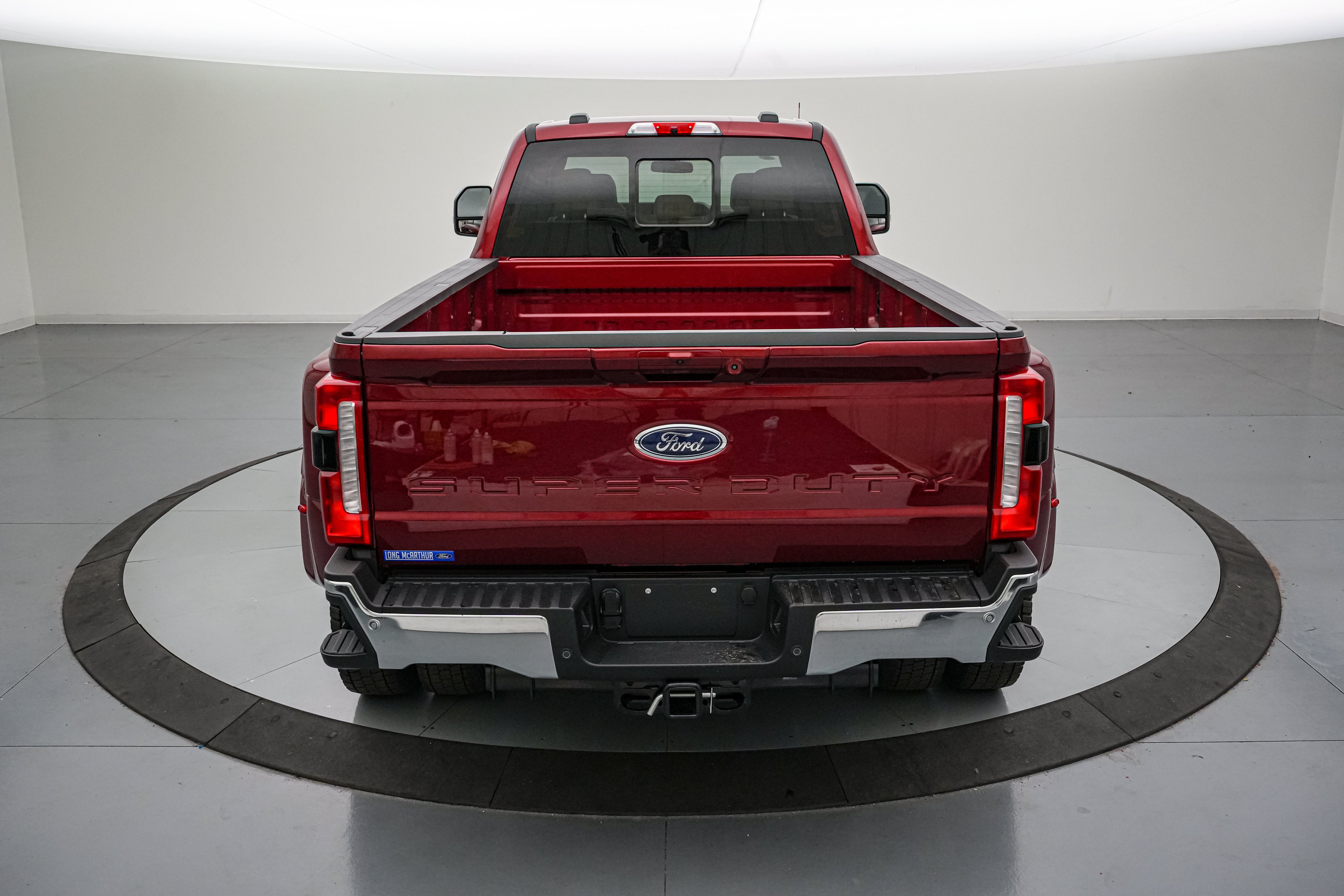2026 Ford Super Duty F-450 DRW Lariat