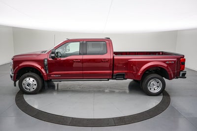 2026 Ford Super Duty F-450 DRW Lariat