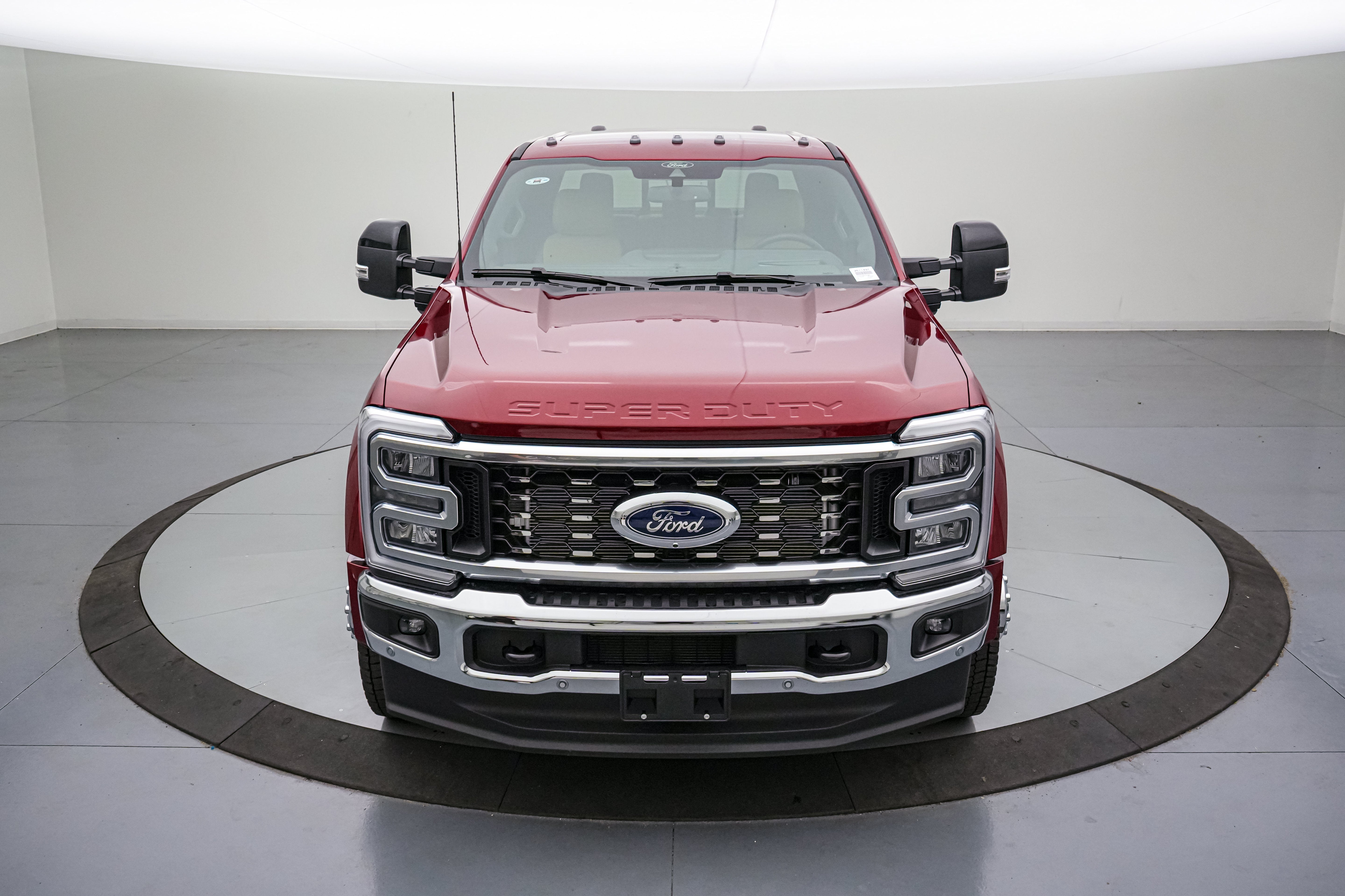 2026 Ford Super Duty F-450 DRW Lariat