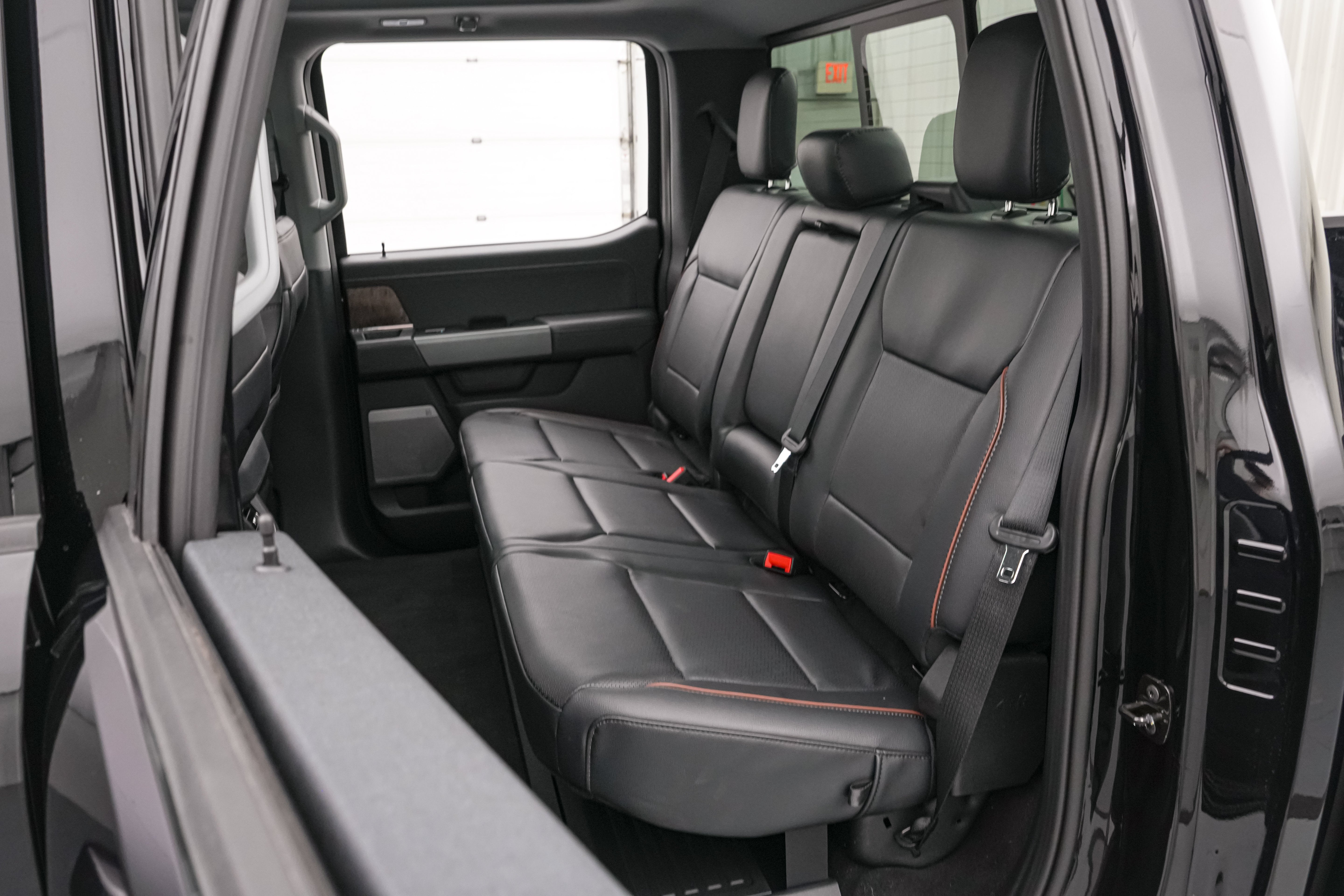 2026 Ford Super Duty F-450 DRW Lariat