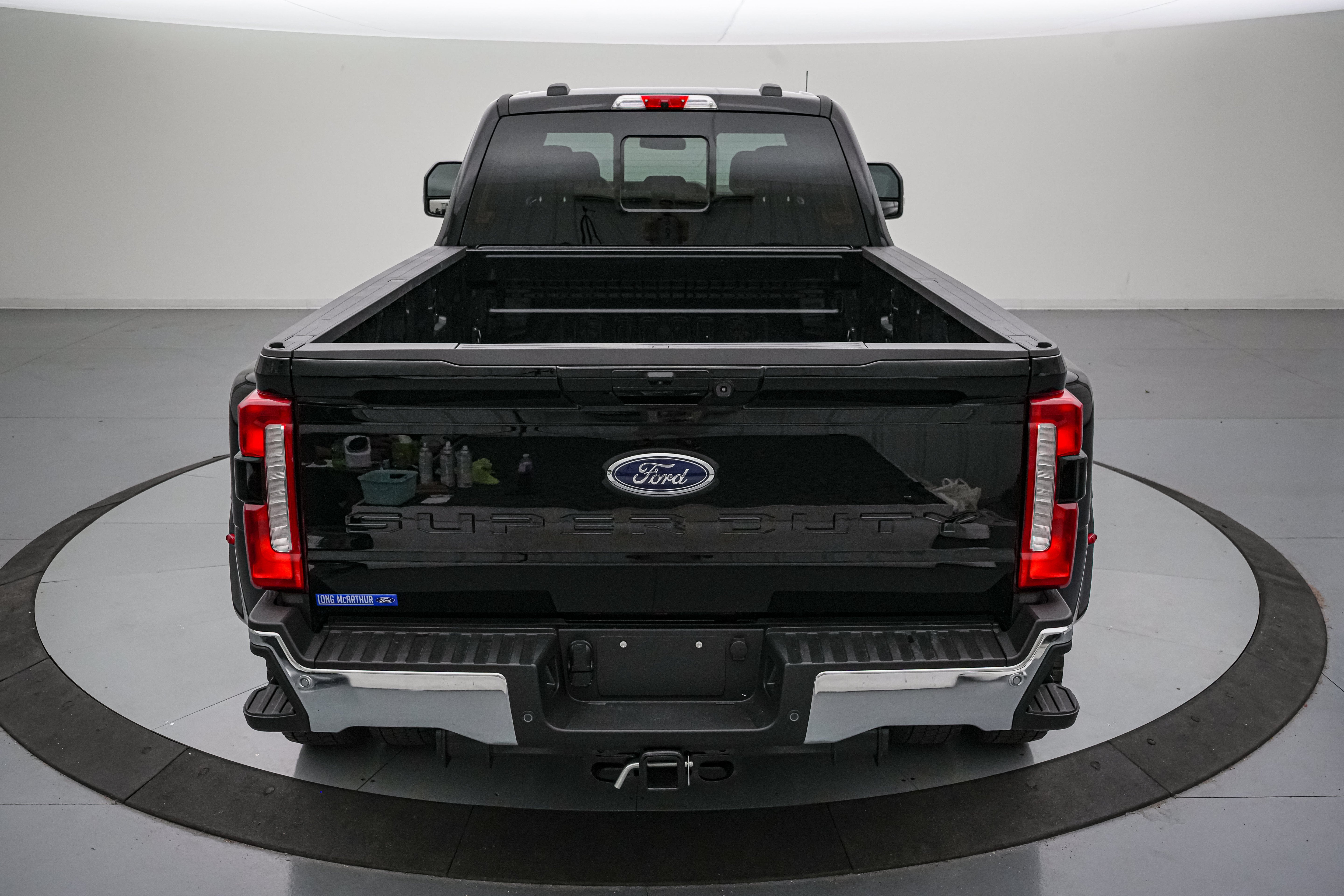 2026 Ford Super Duty F-450 DRW Lariat