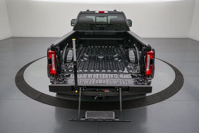 2026 Ford Super Duty F-450 DRW Lariat