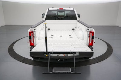 2026 Ford Super Duty F-450 DRW LARIAT