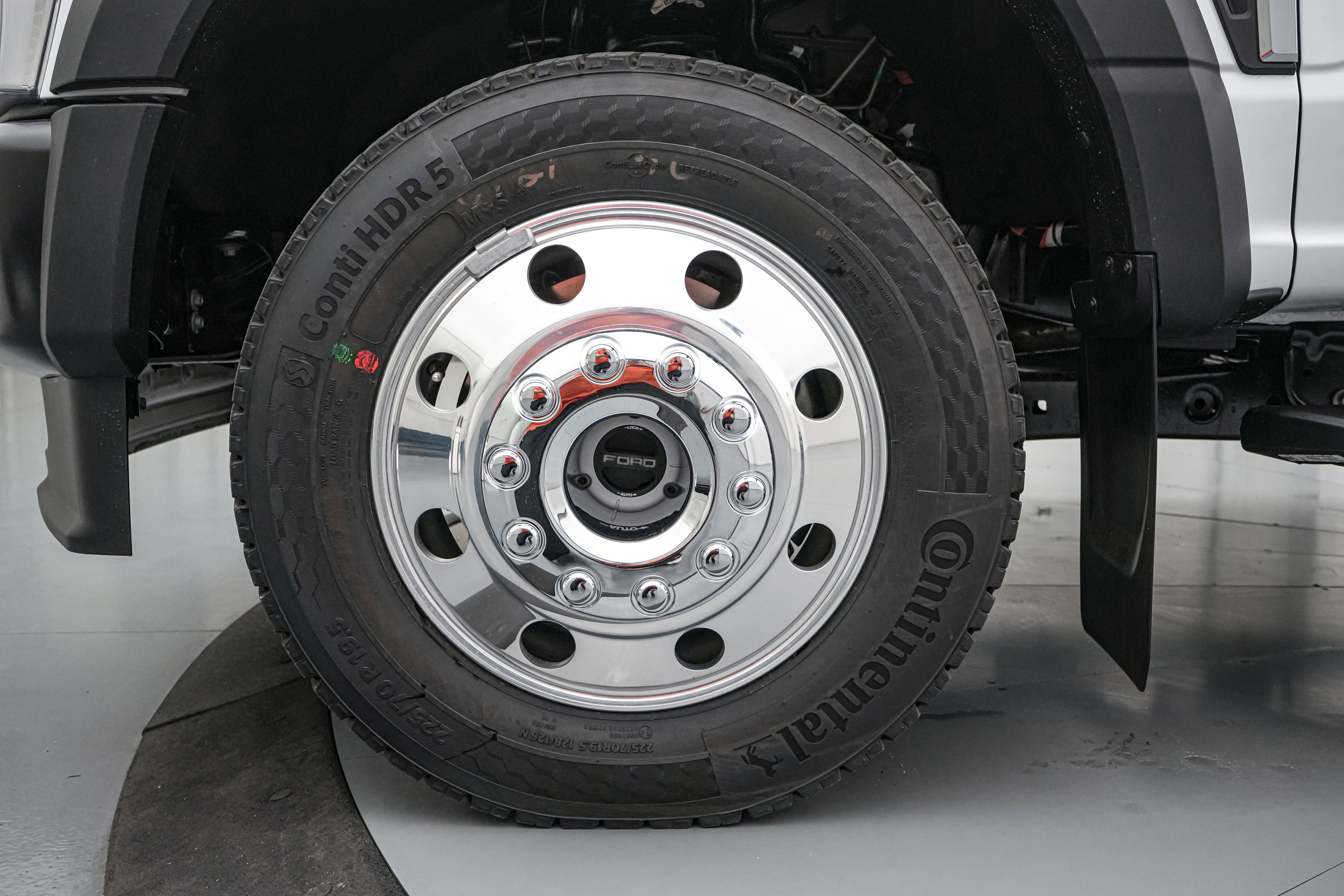 2026 Ford Super Duty F-450 DRW XL