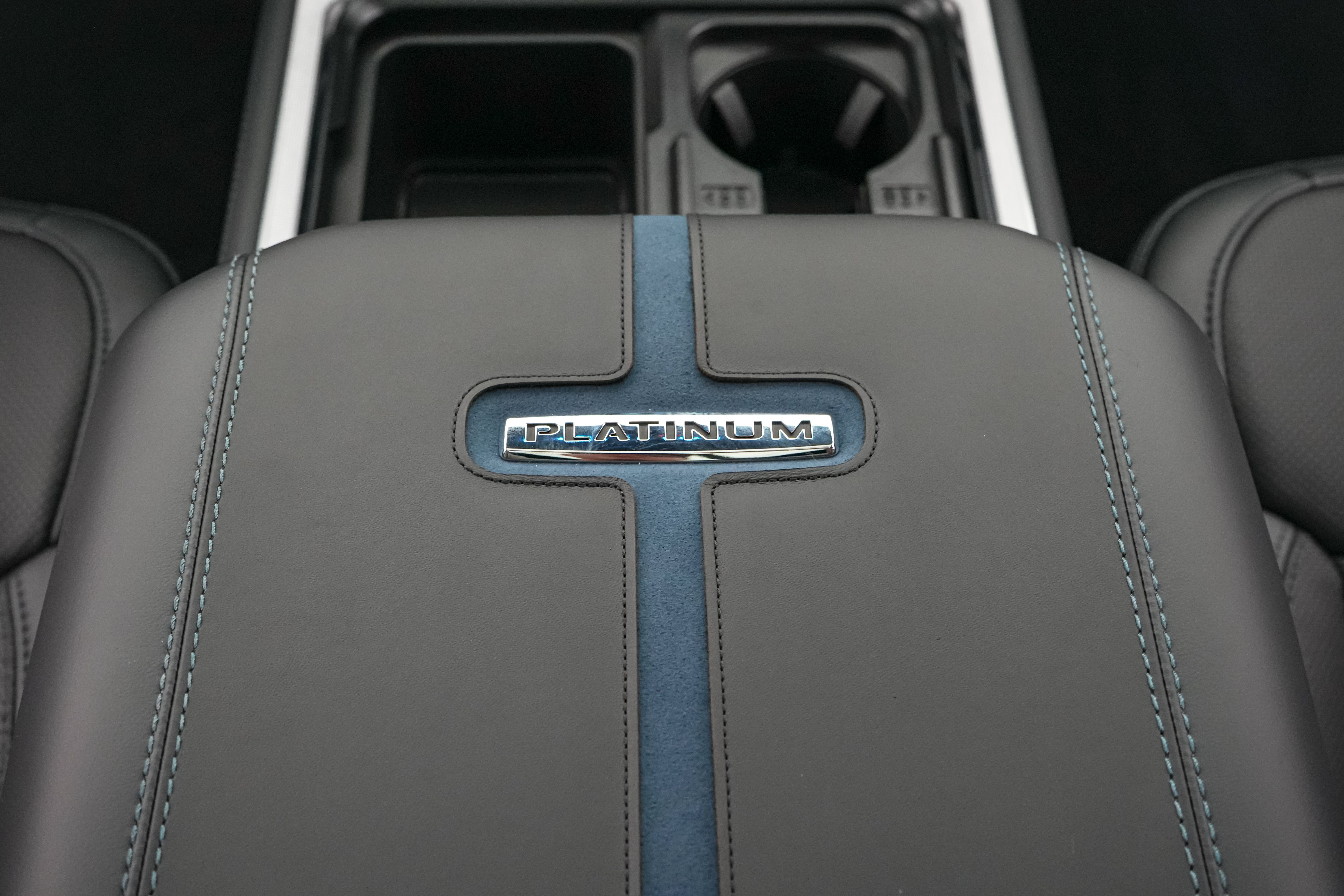 2026 Ford Super Duty F-450 DRW Platinum