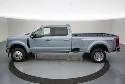 2026 Ford Super Duty F-450 DRW Platinum