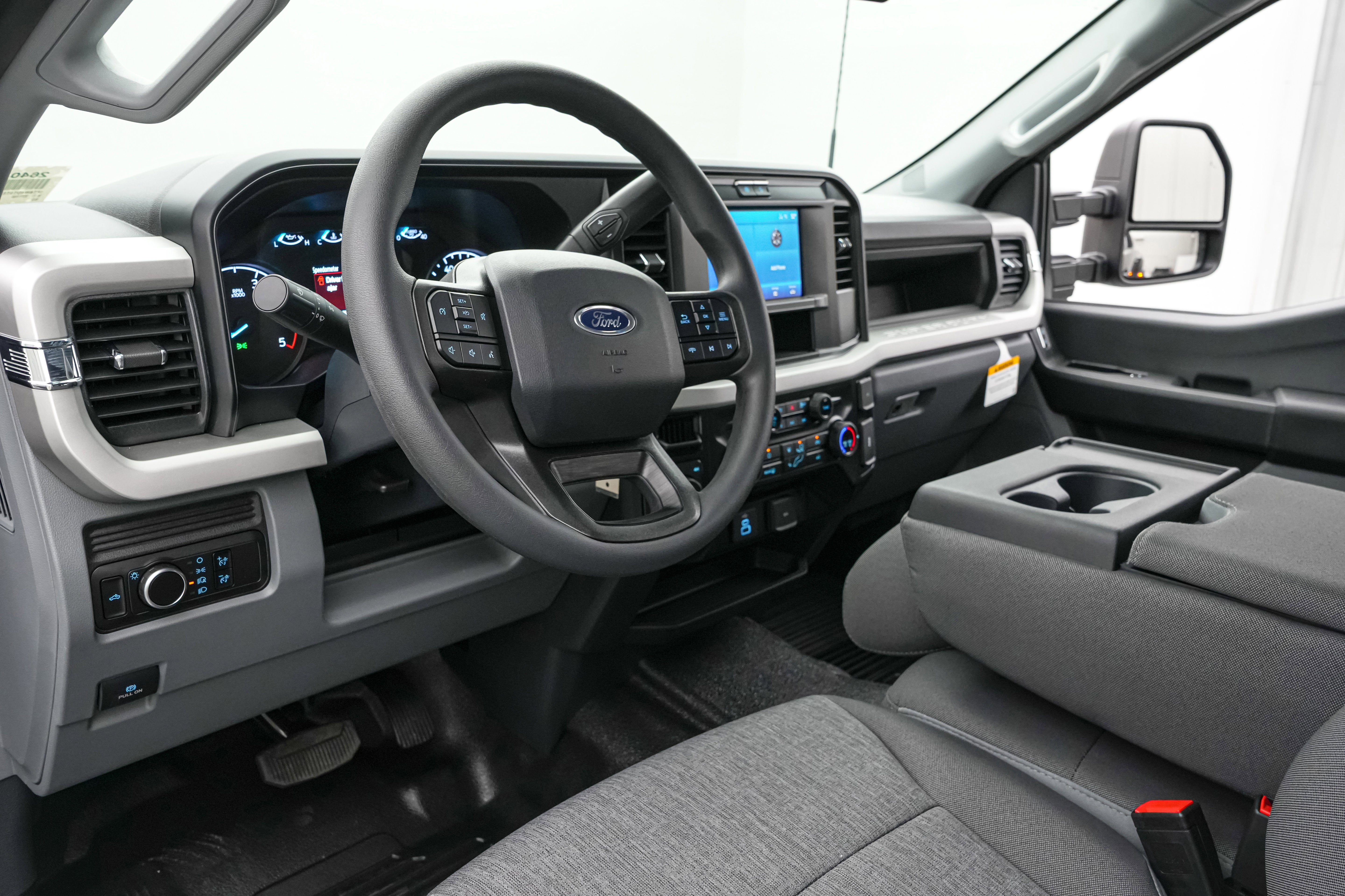 2026 Ford Super Duty F-450 DRW XL