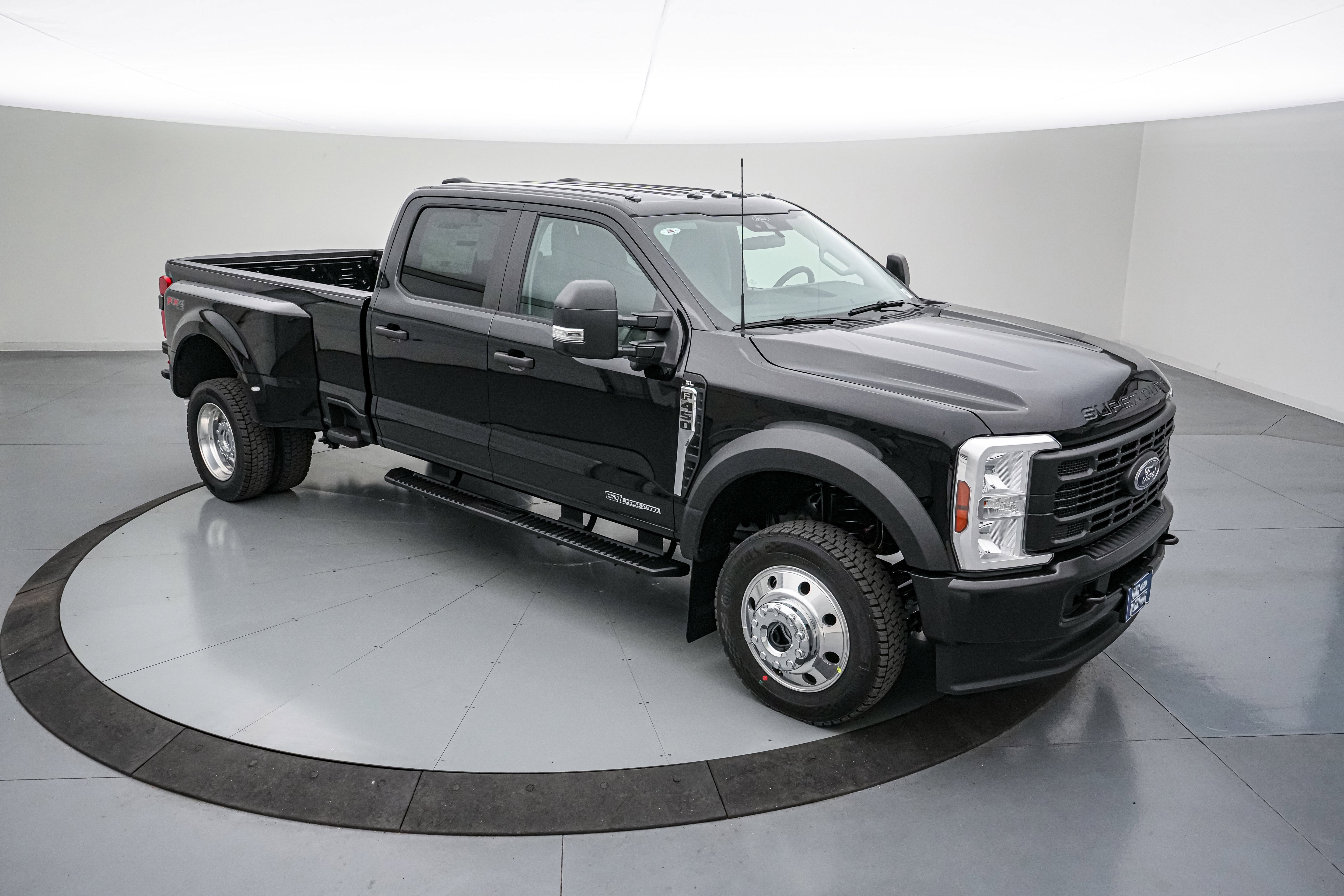 2026 Ford Super Duty F-450 DRW XL