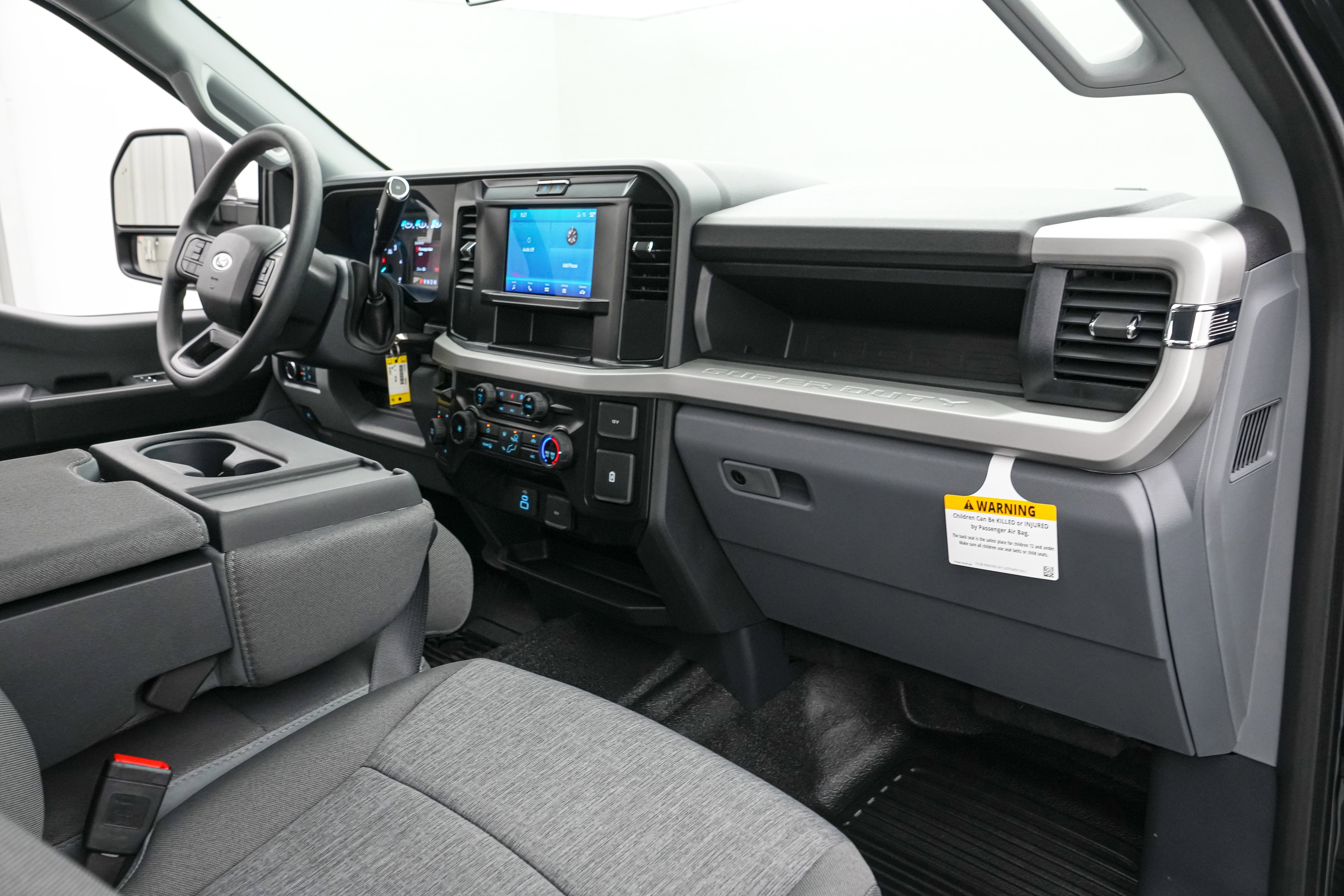 2026 Ford Super Duty F-450 DRW XL