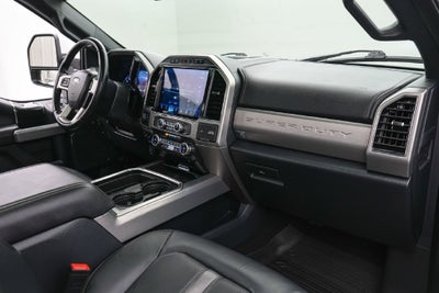 2022 Ford F-450SD Platinum