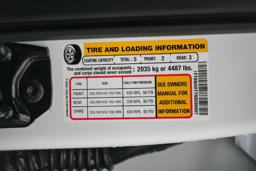 2022 Ford F-450SD Platinum