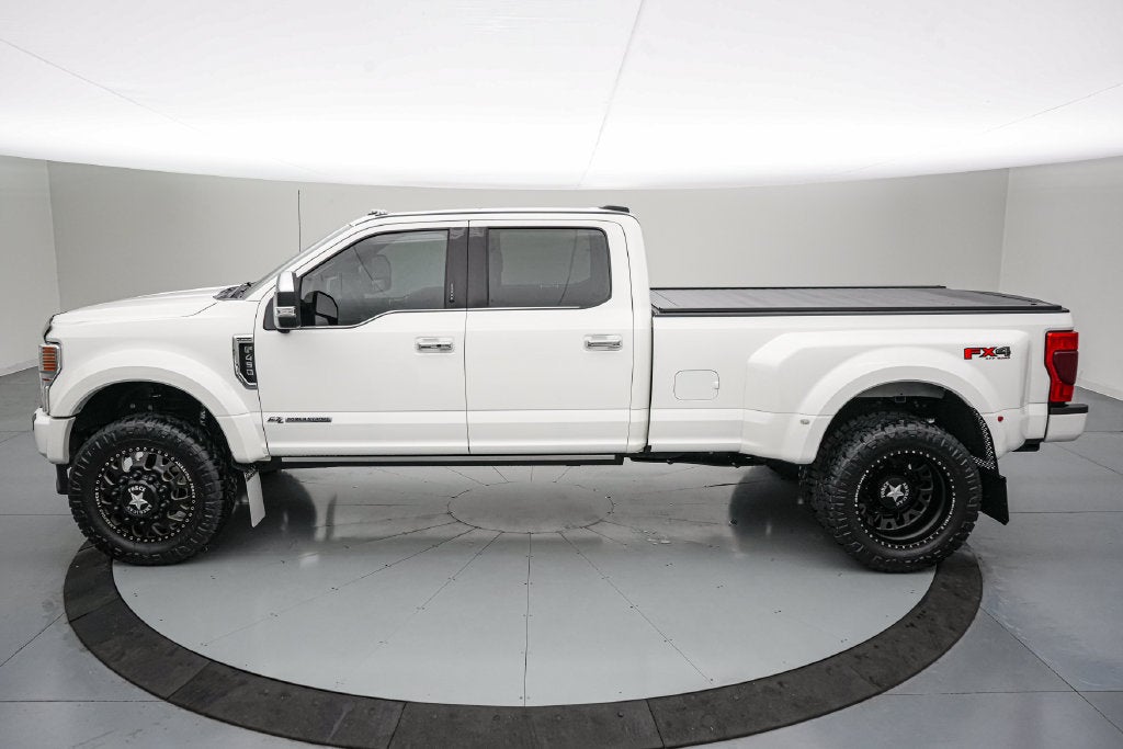 2022 Ford F-450SD Platinum