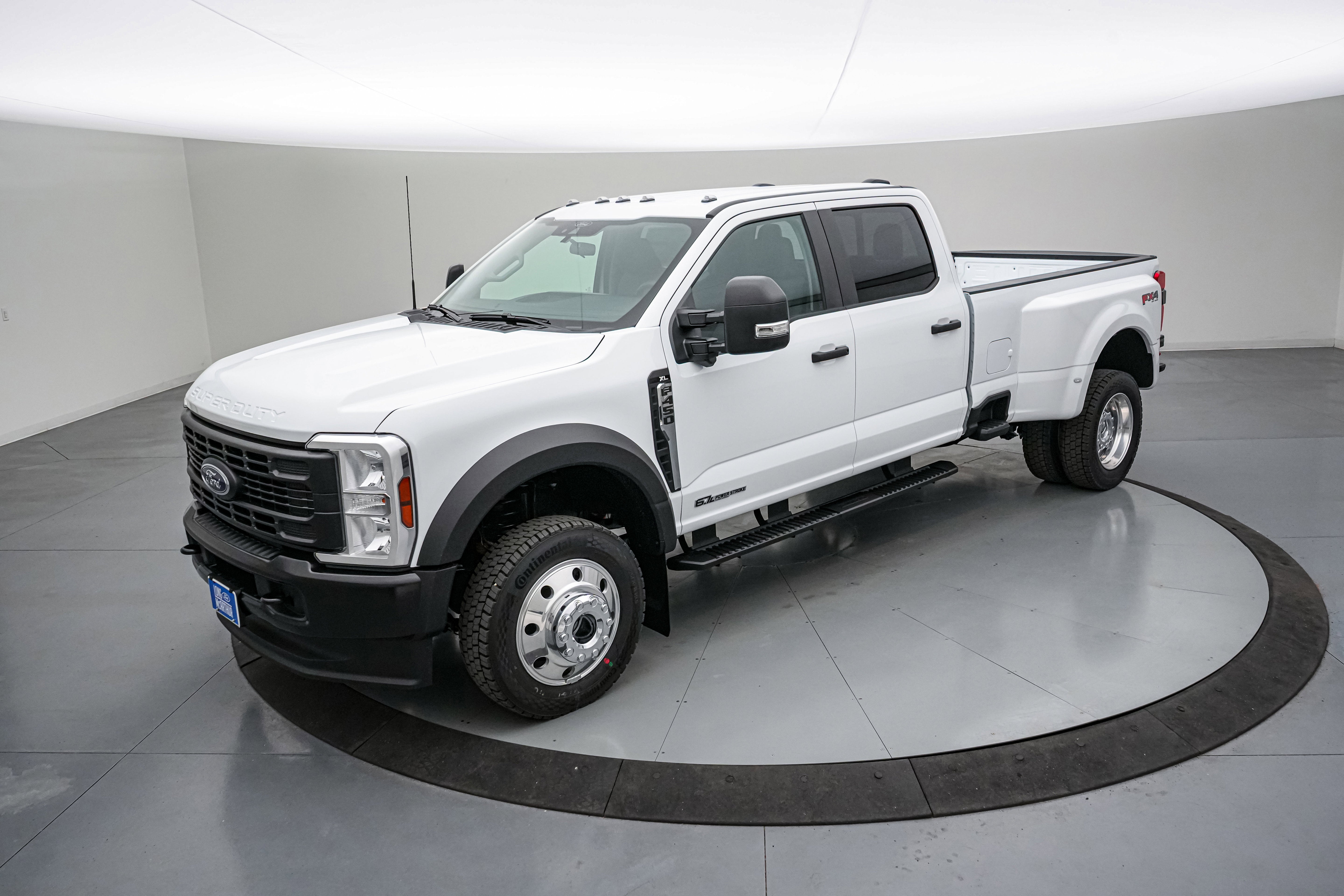 2026 Ford Super Duty F-450 DRW XL