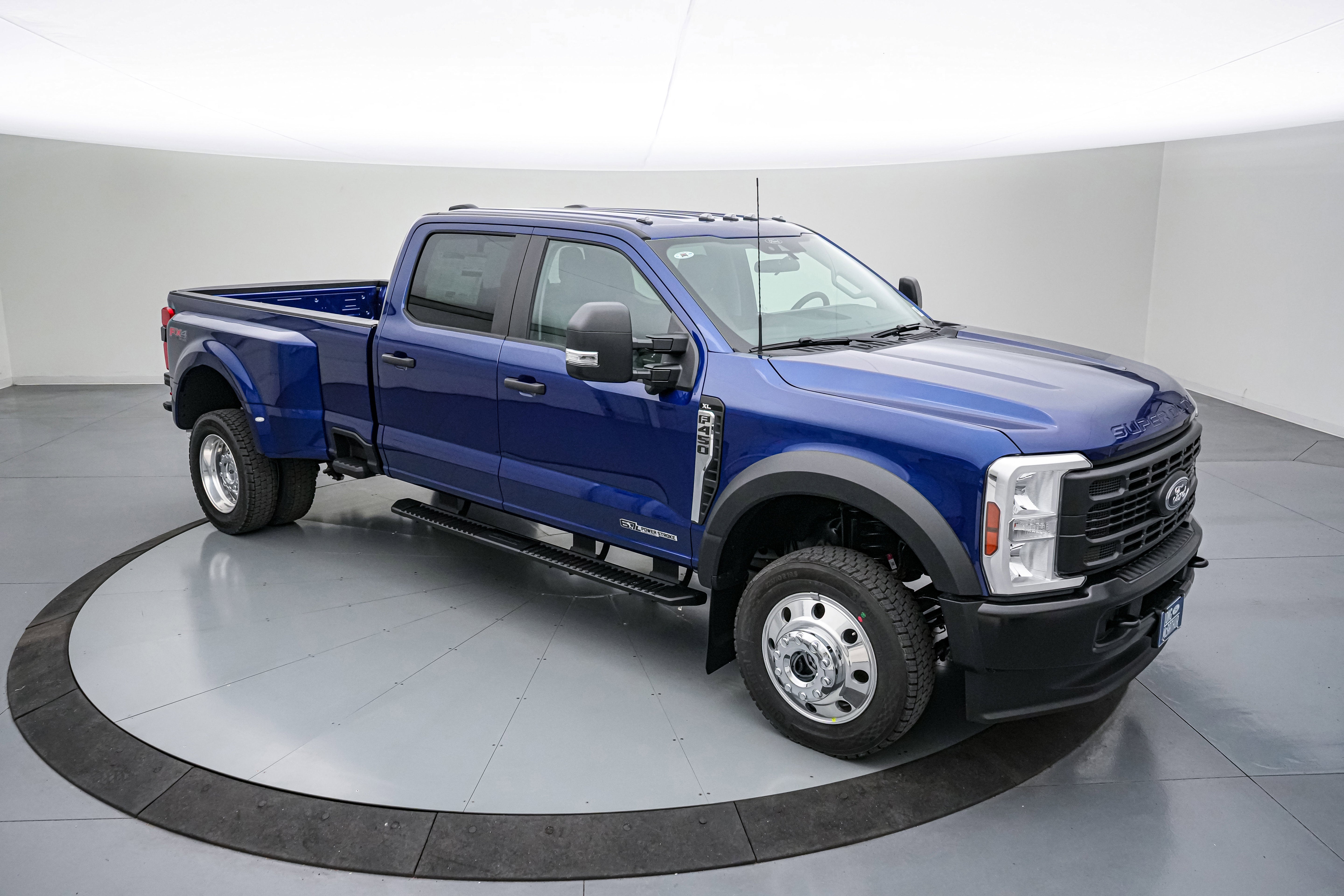2026 Ford Super Duty F-450 DRW XL