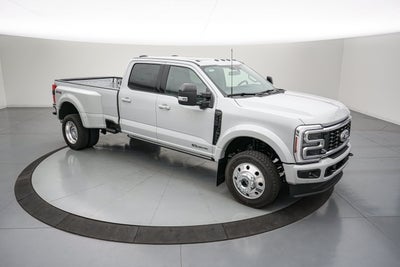 2026 Ford Super Duty F-450 DRW Platinum