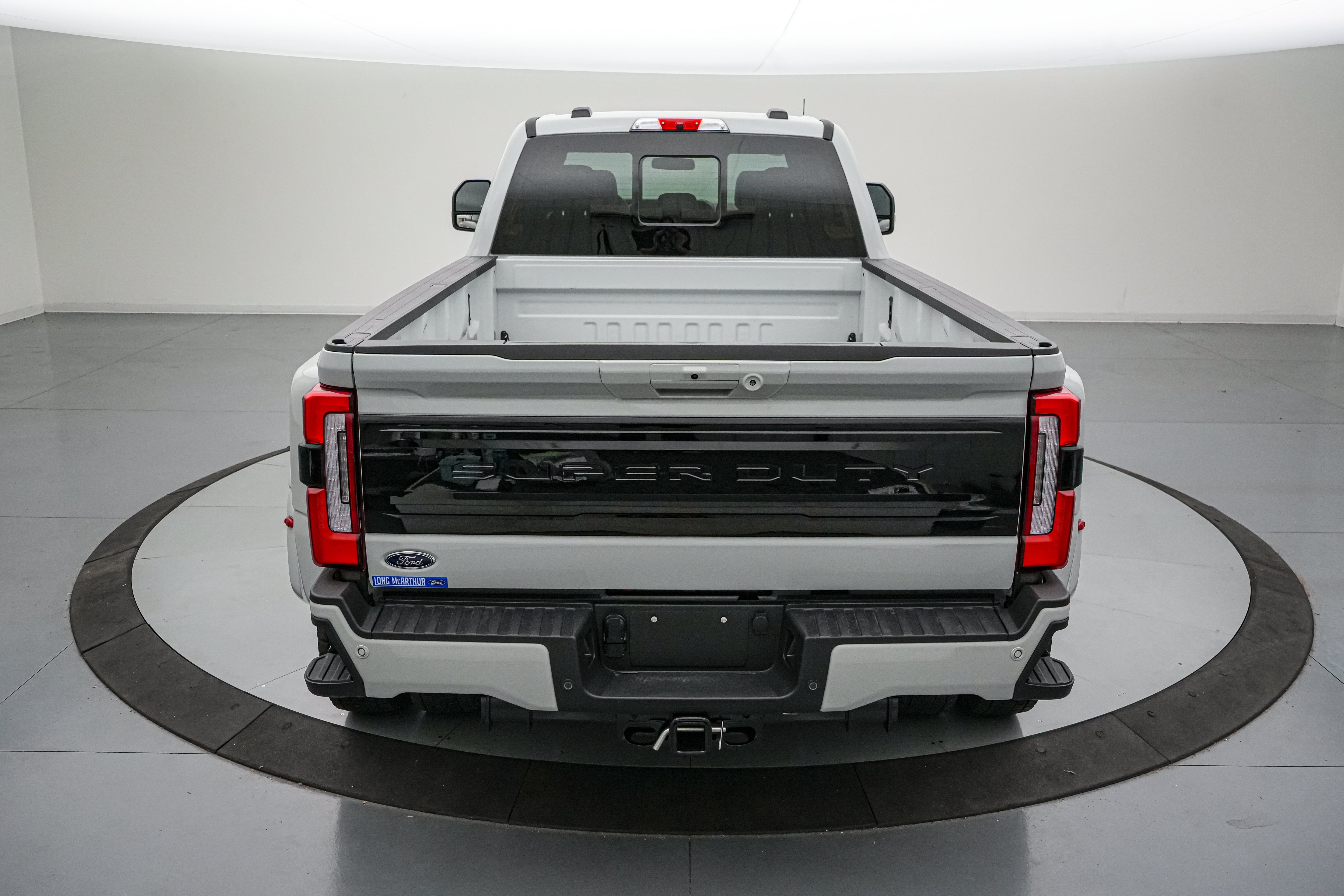 2026 Ford Super Duty F-450 DRW Platinum
