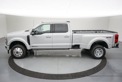 2026 Ford Super Duty F-450 DRW Platinum