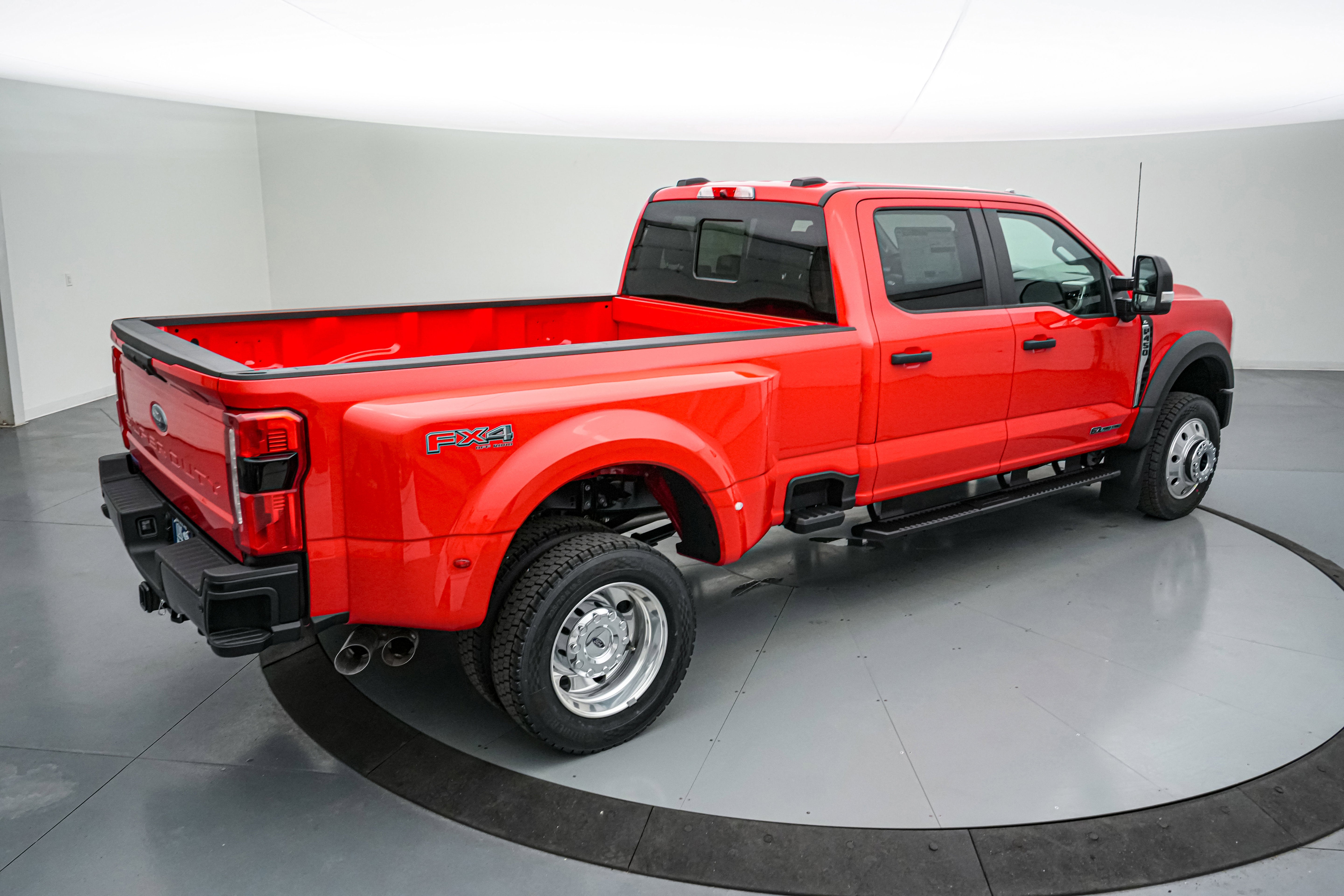 2026 Ford Super Duty F-450 DRW XL
