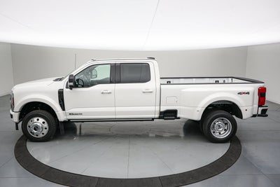 2026 Ford Super Duty F-450 DRW Platinum