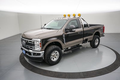 2027 Ford Super Duty F-250 SRW XLT