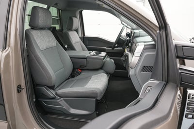 2027 Ford Super Duty F-250 SRW XLT