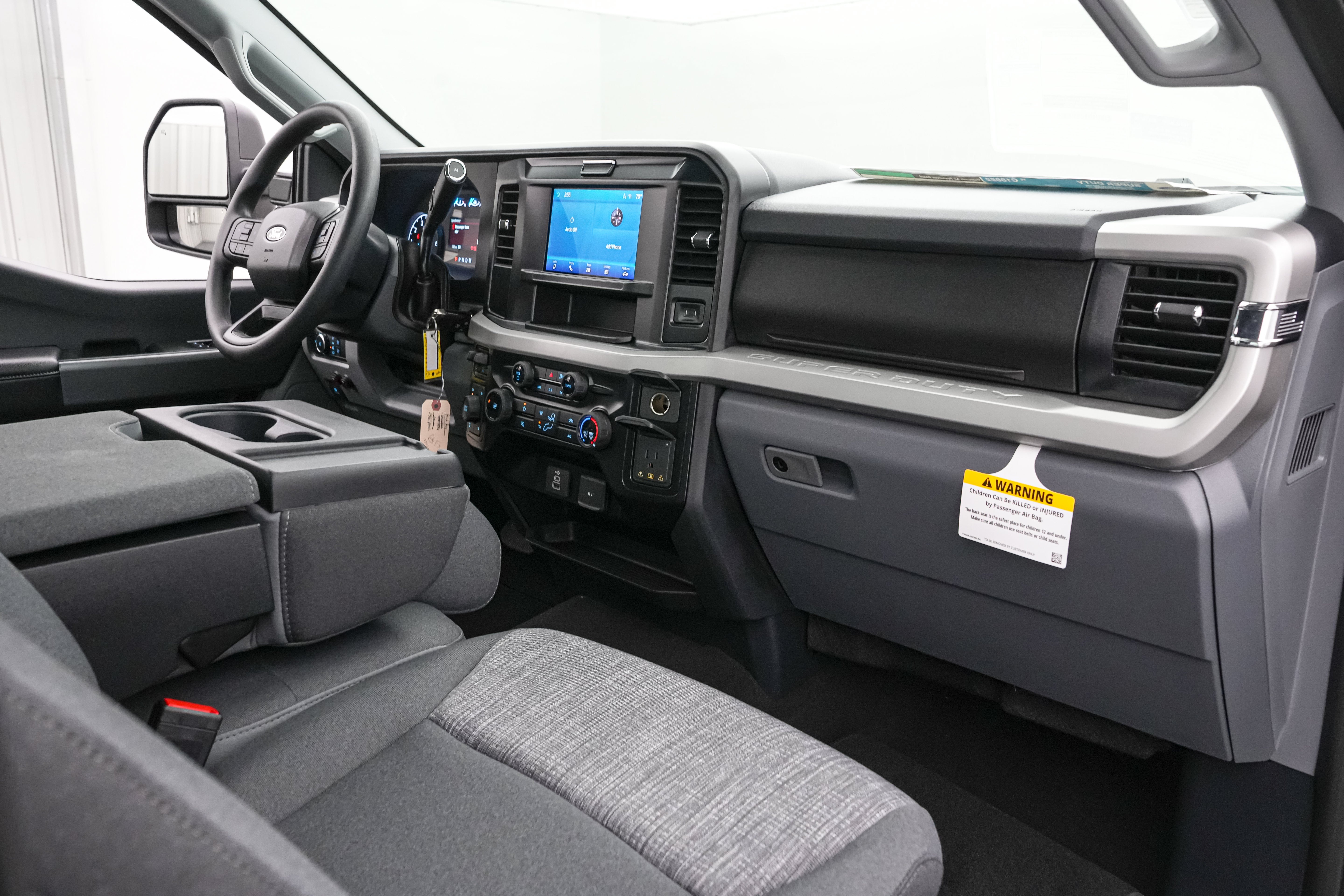 2027 Ford Super Duty F-250 SRW XLT