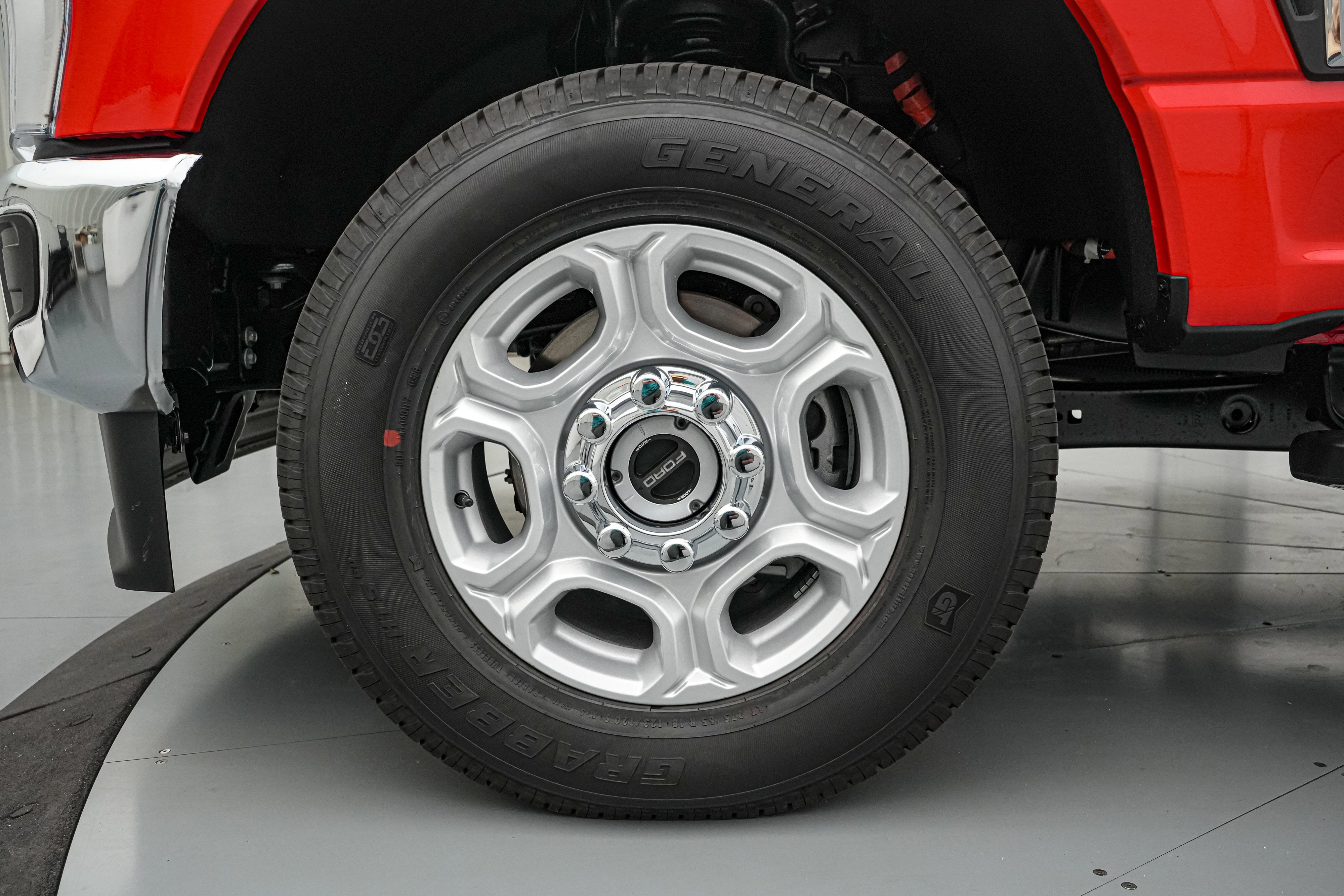 2026 Ford Super Duty F-250 SRW XLT