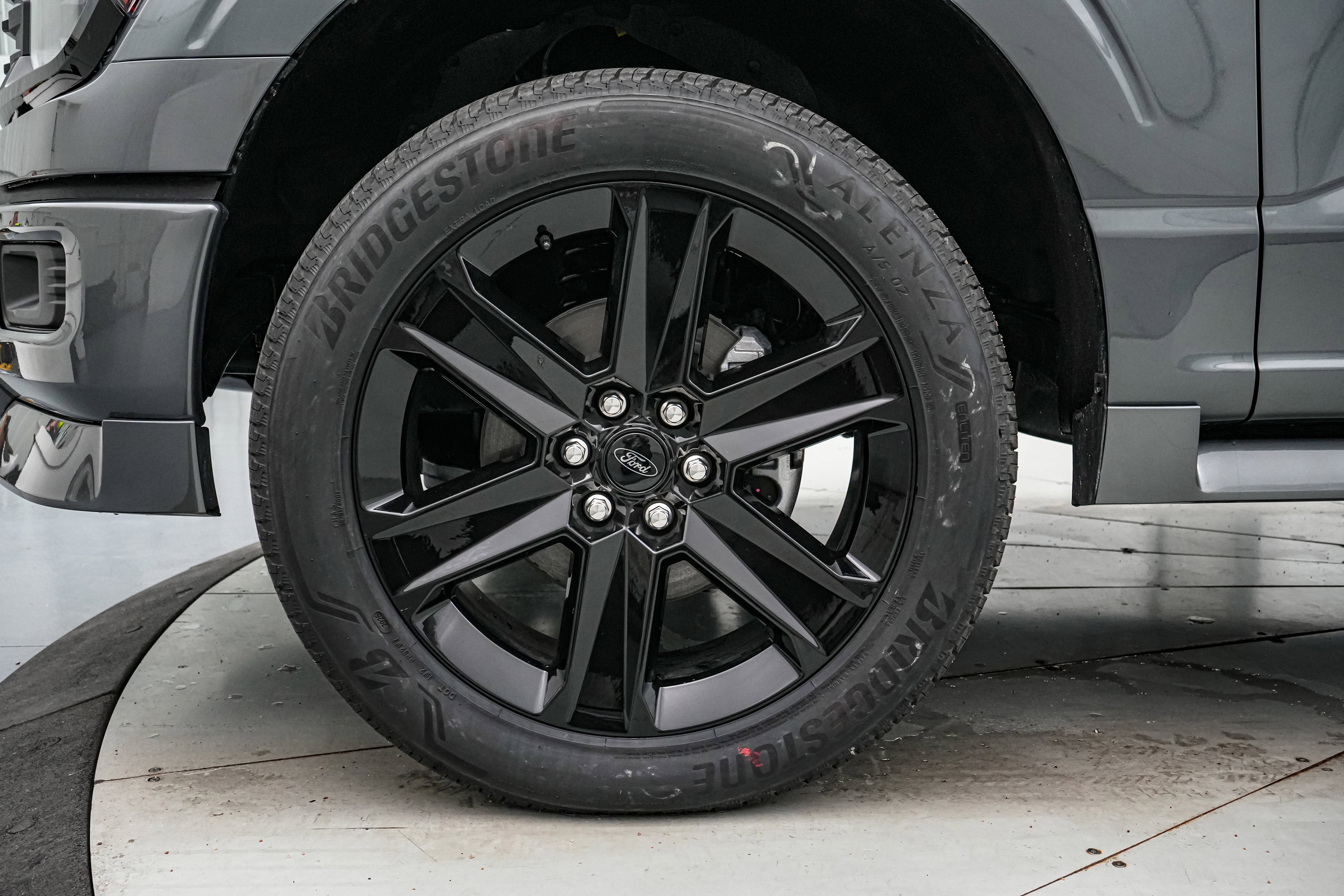 2025 Ford F-150 STX w/Lobo