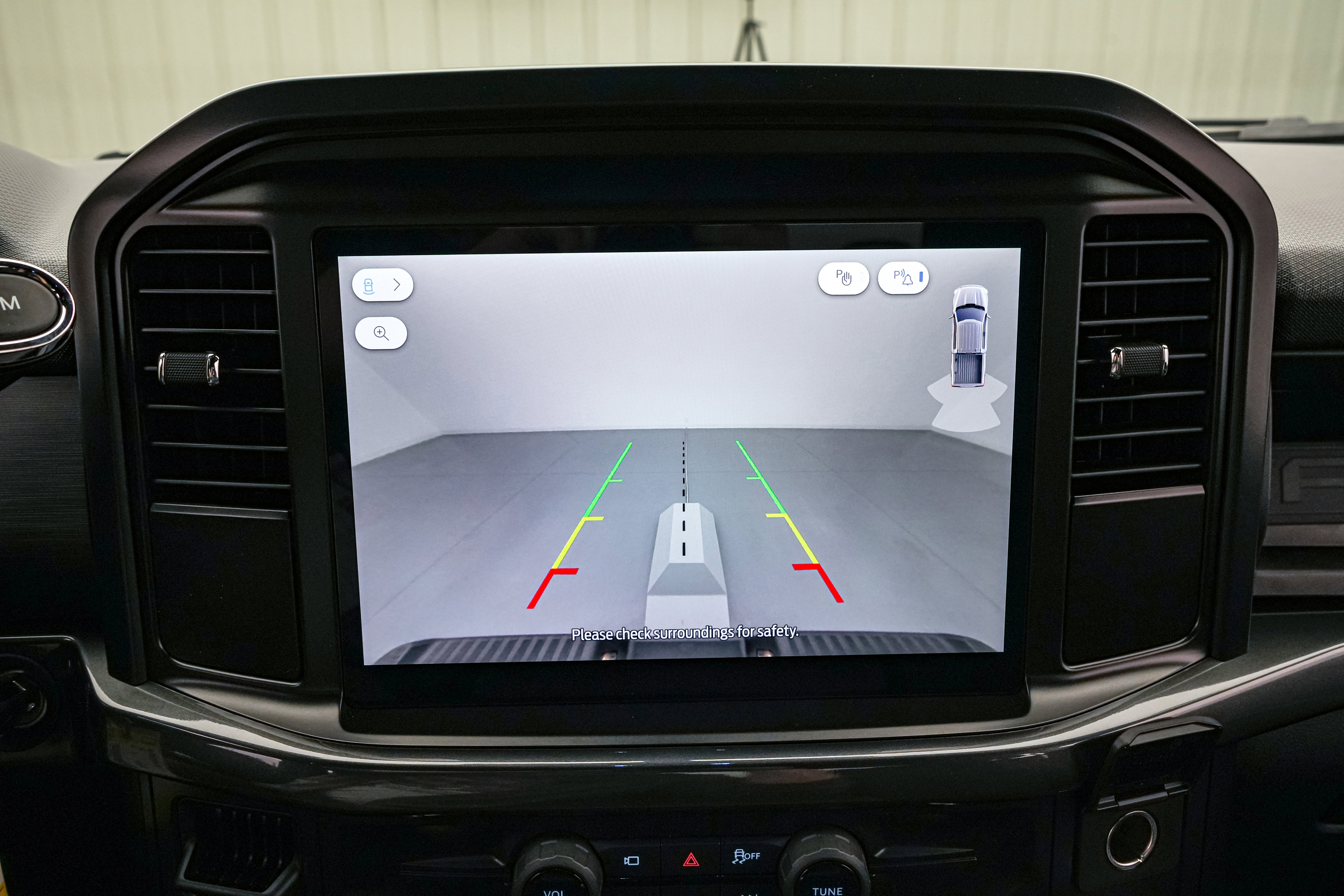 2025 Ford F-150 STX w/Lobo