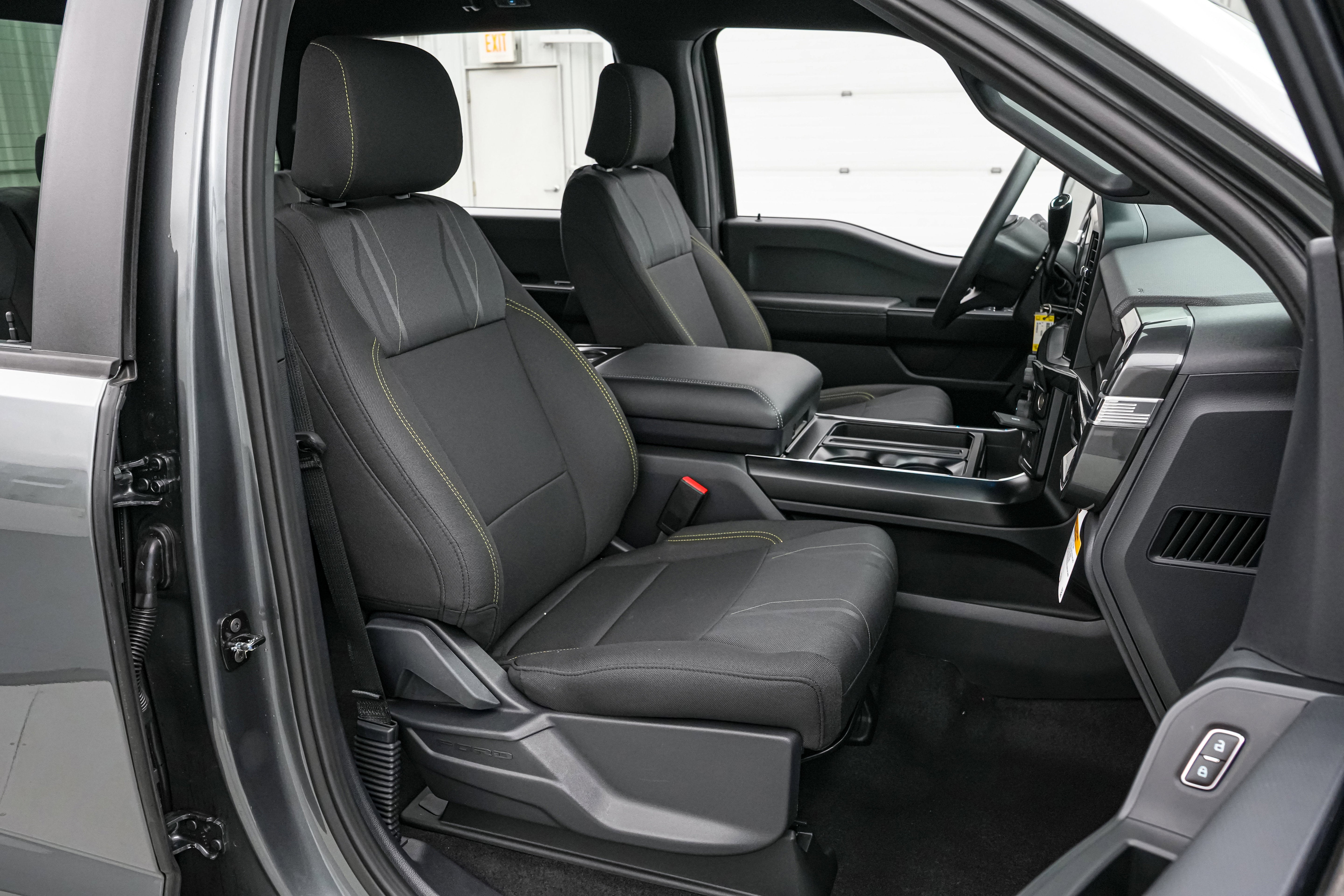 2025 Ford F-150 STX w/Lobo