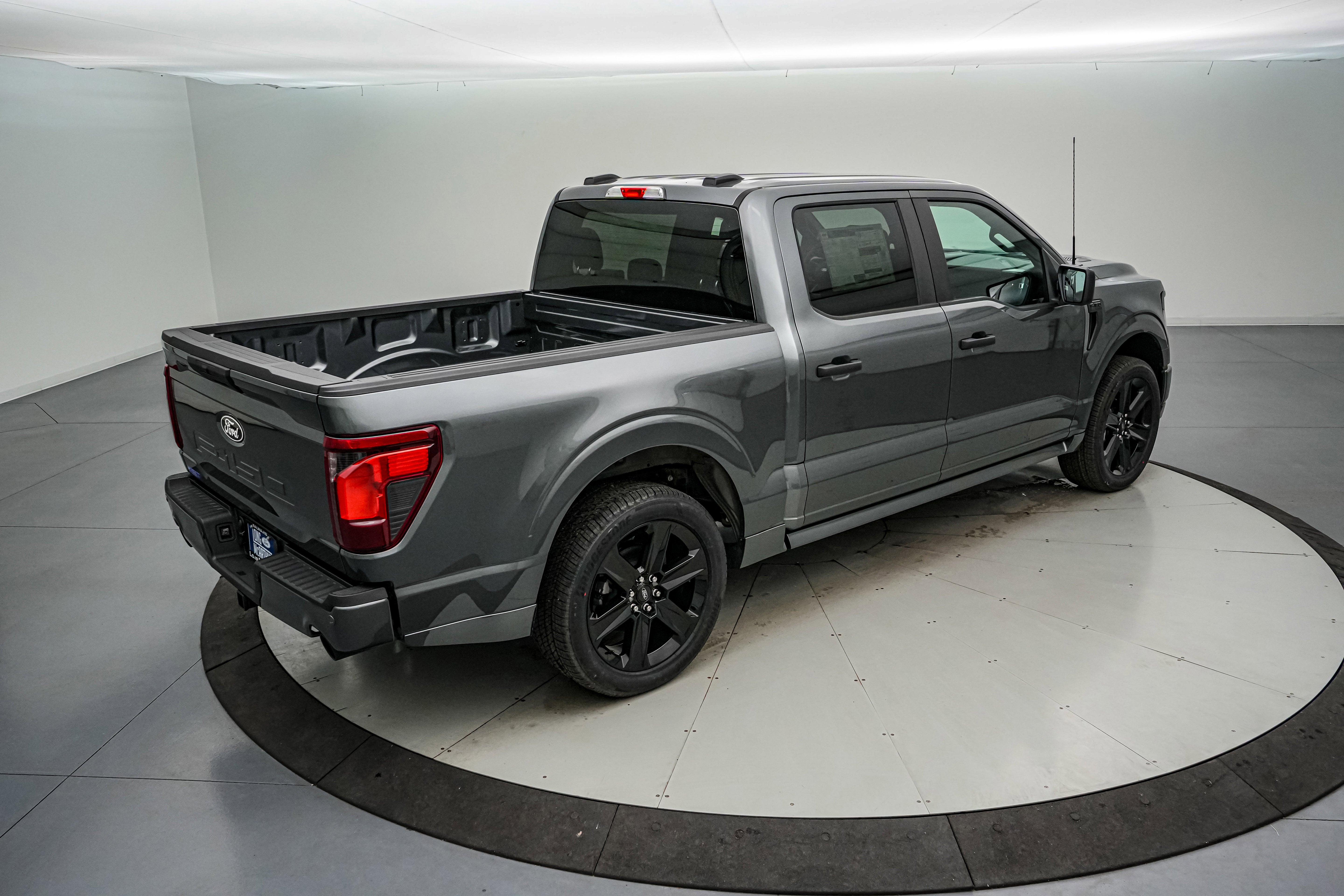 2025 Ford F-150 STX w/Lobo