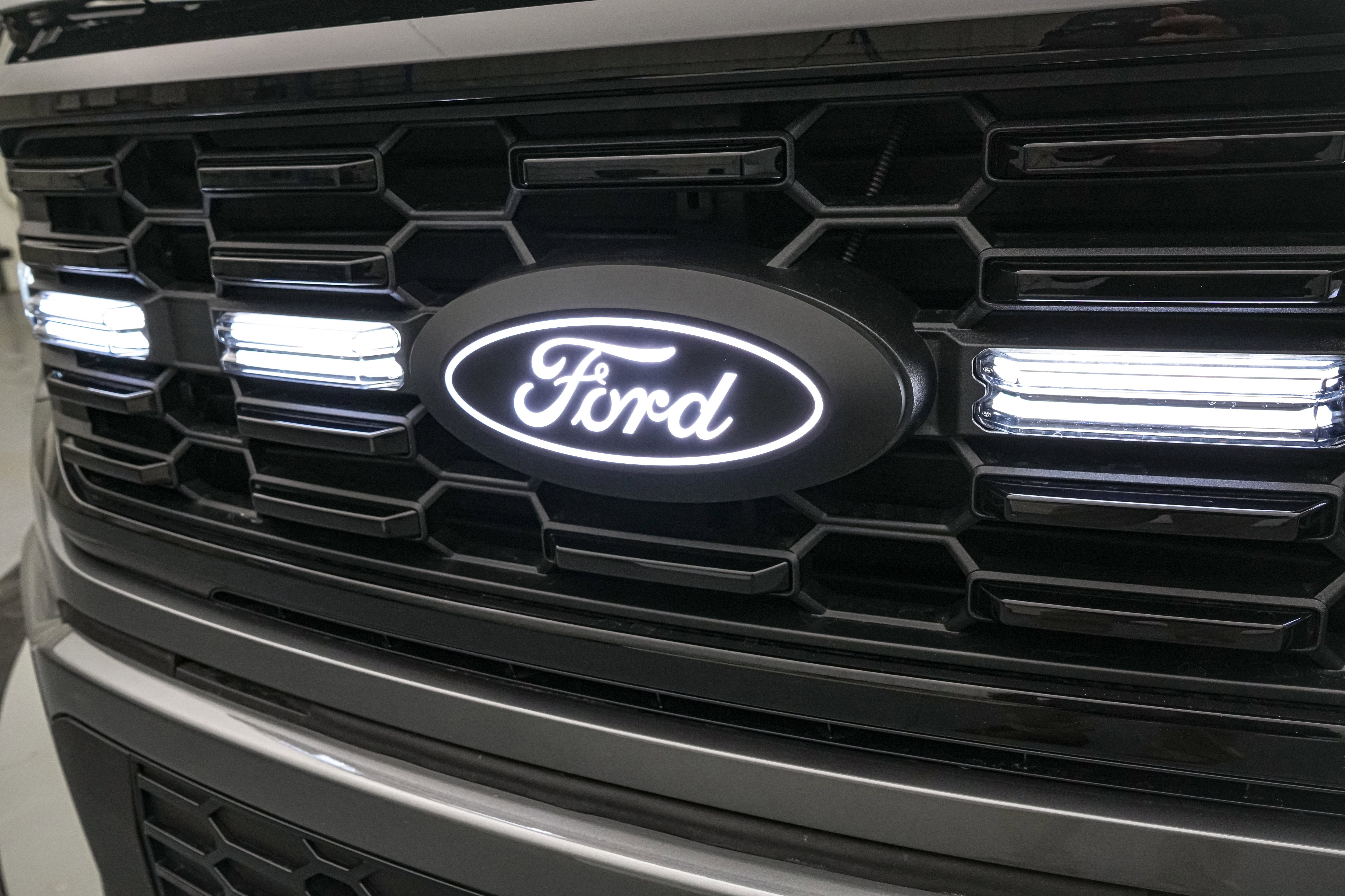 2025 Ford F-150 Lobo SC